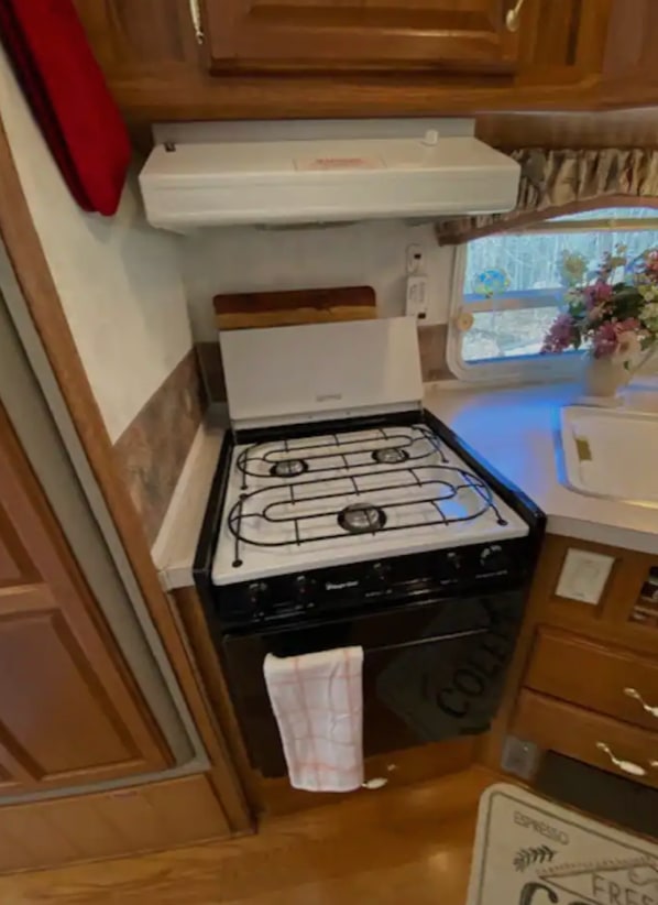 Vermont Getaway, Stationary Camper