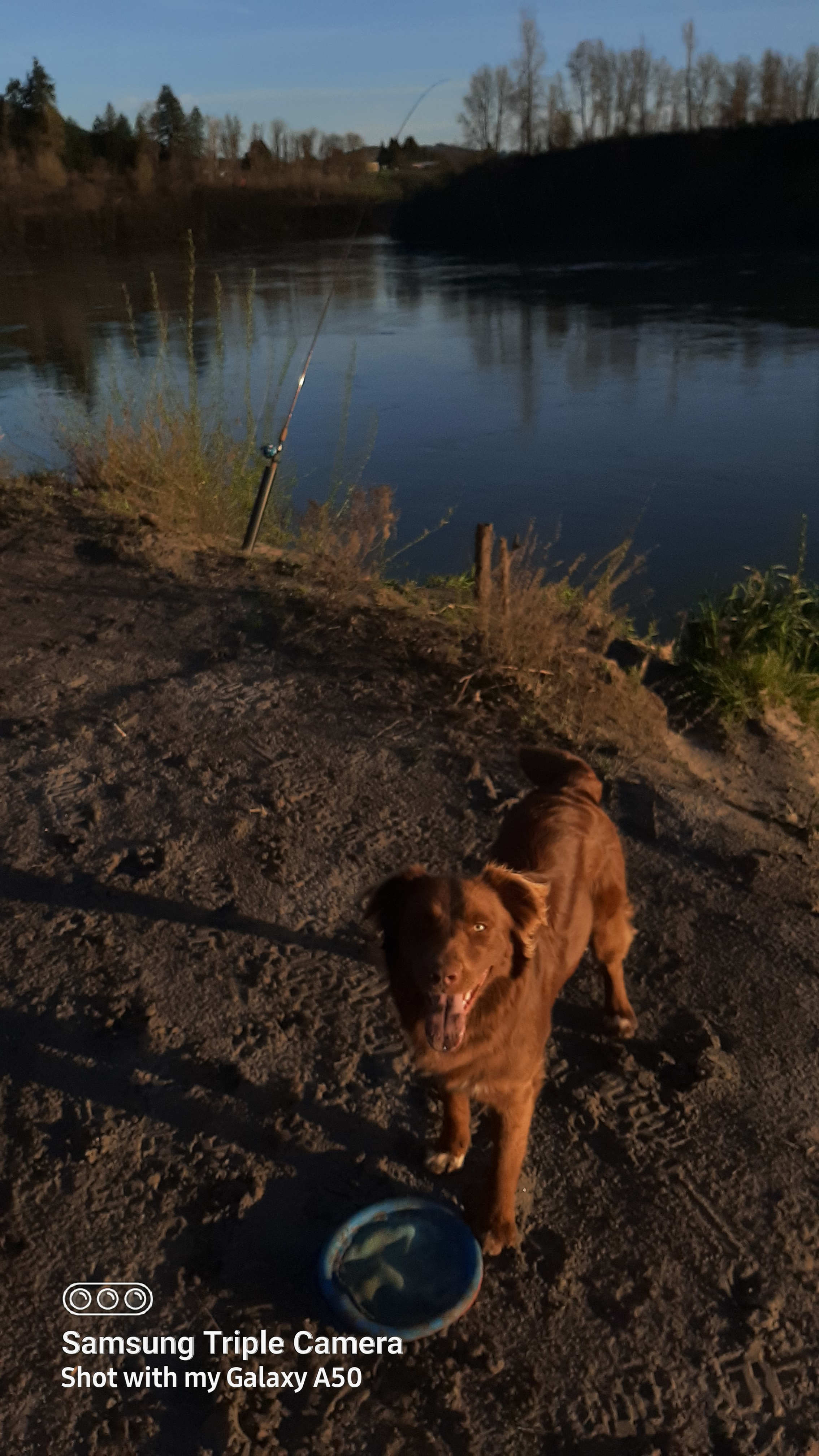 Cowlitz Riverside Retreat