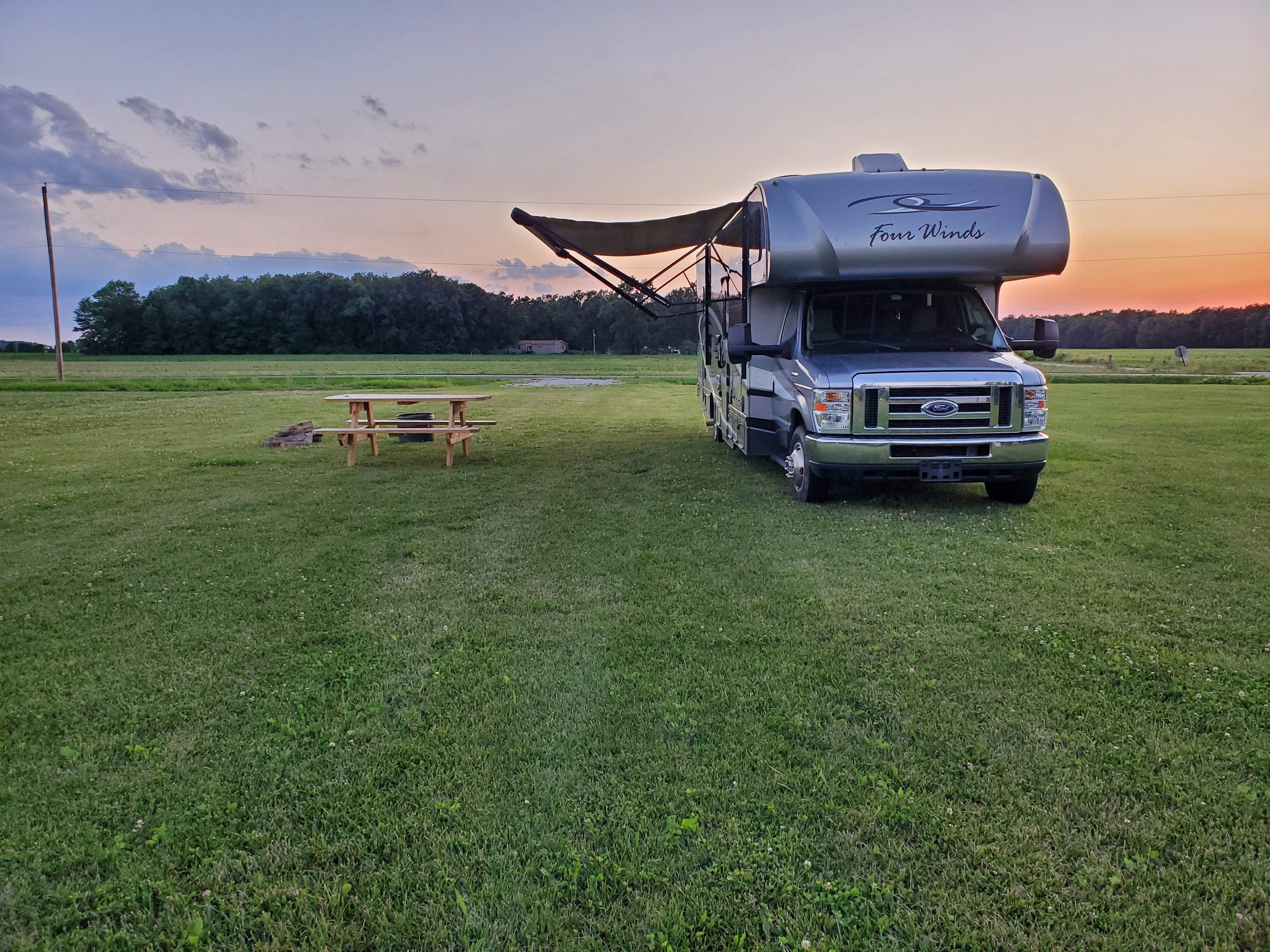 Barefoot Retreat - Star Host
