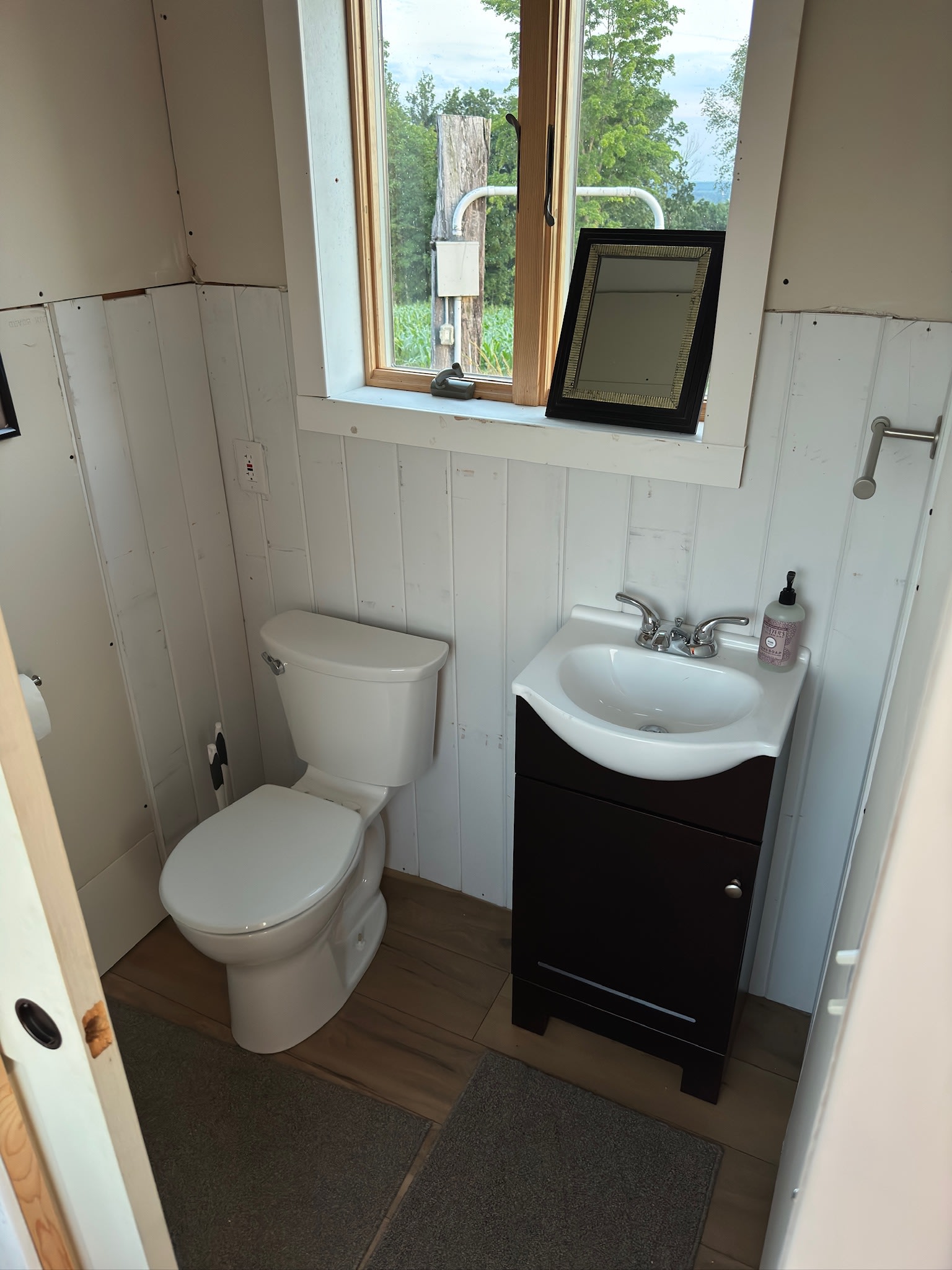 One of the 3 bathrooms