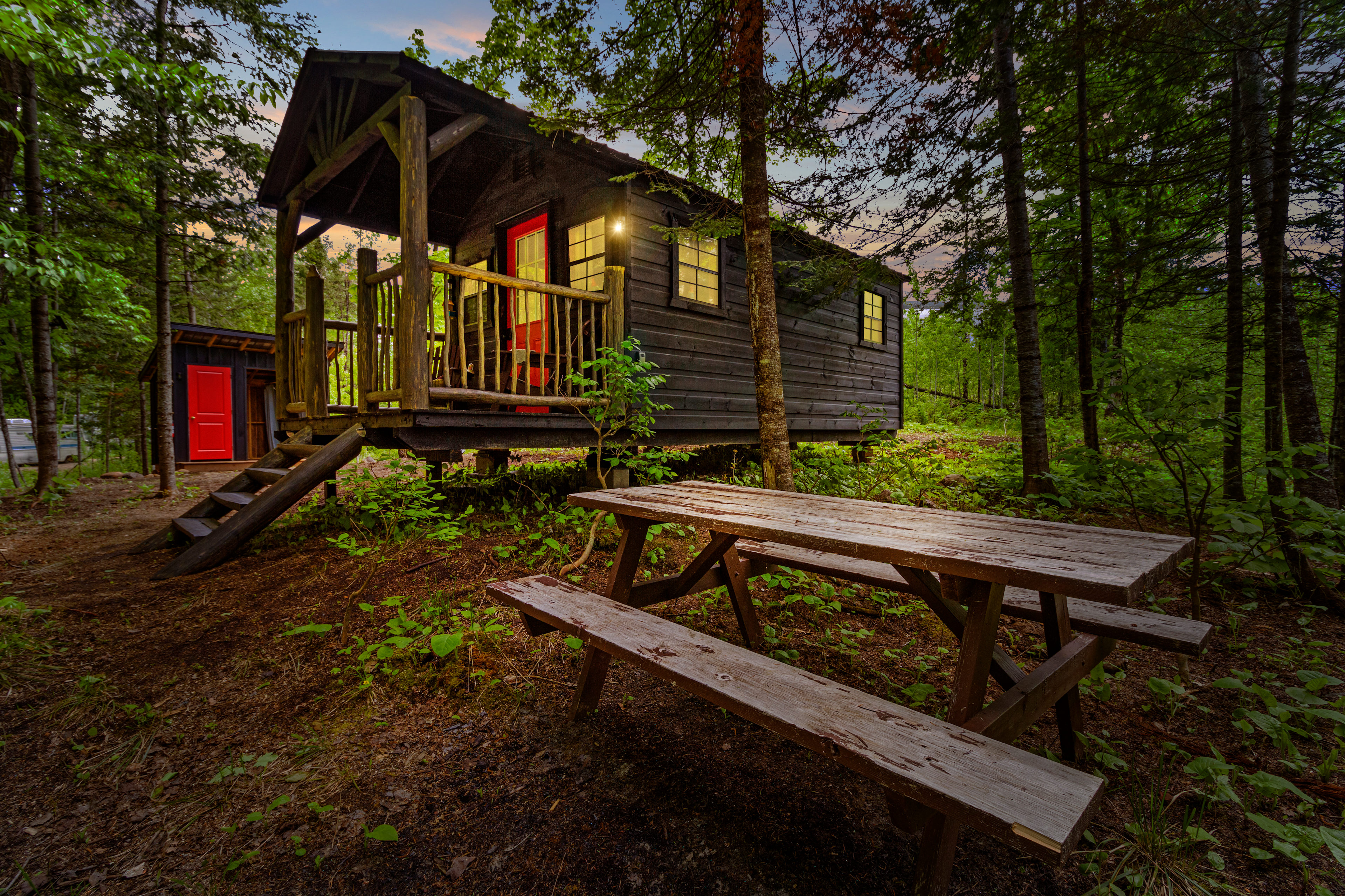 Offgrid romantic retreat 