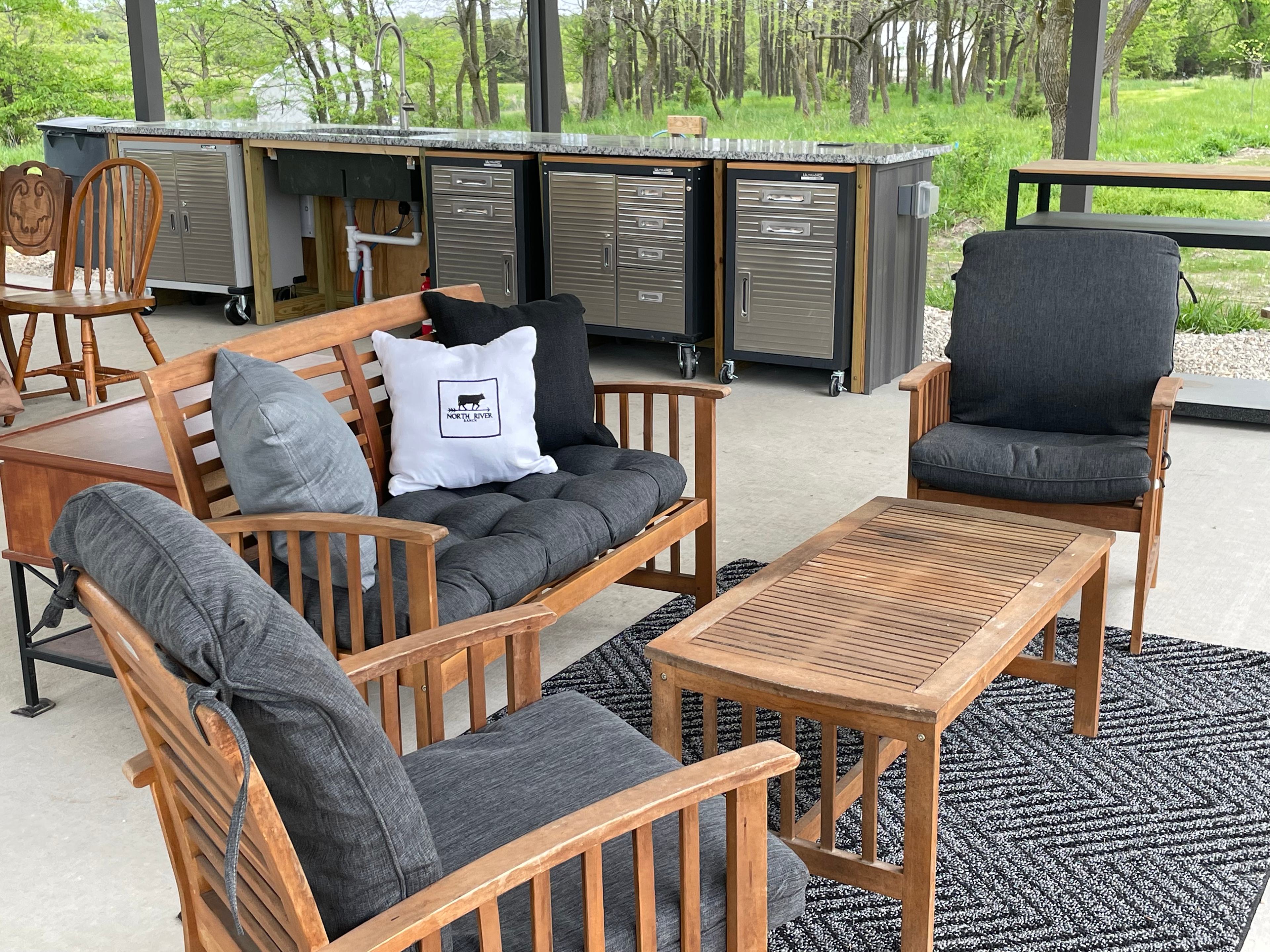 Escape to North River Glamping