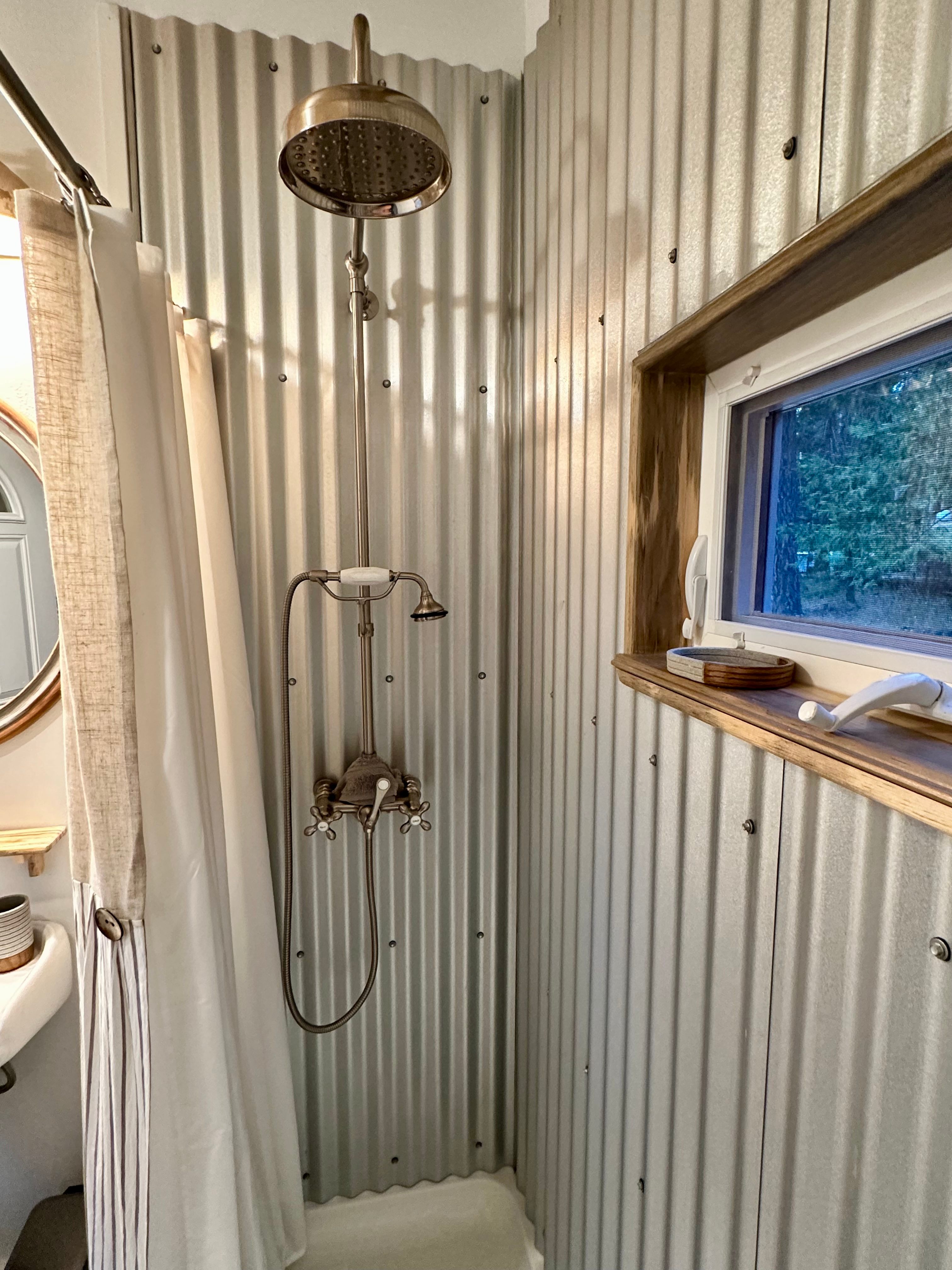 Warm & Cozy Luxury Yurt