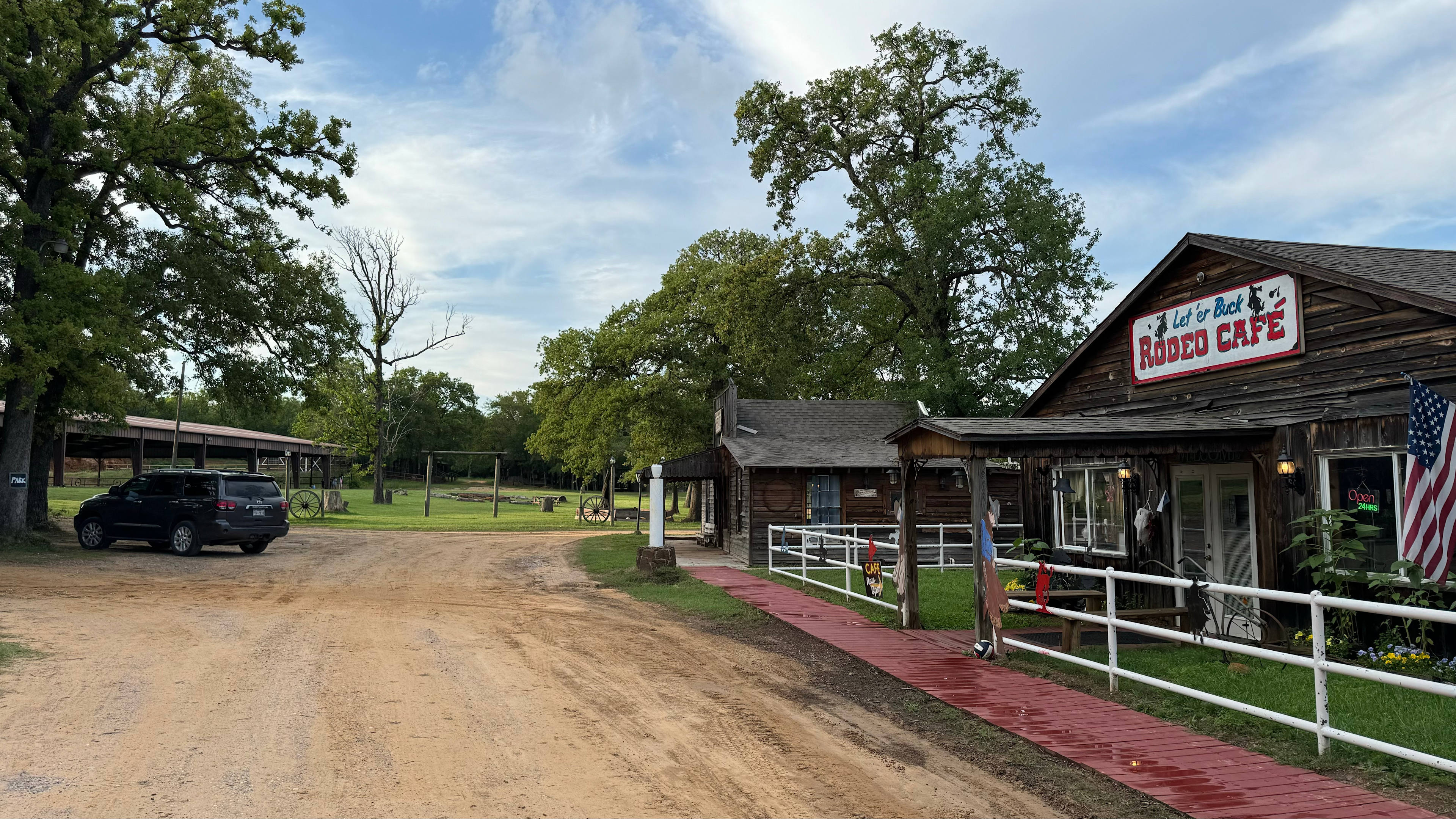Lone Oak RV Ranch and Retreat