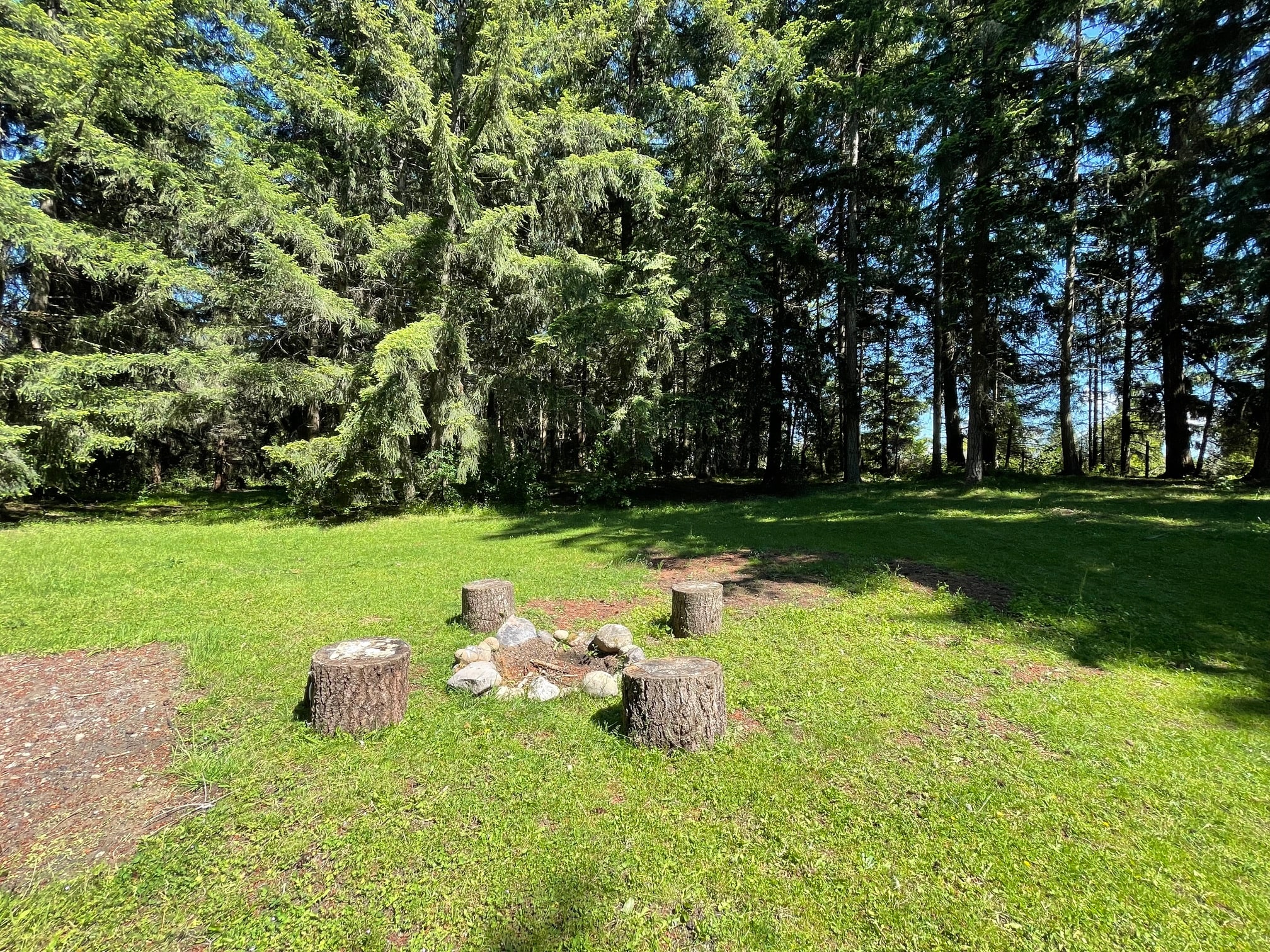 Country Refuge Close to City