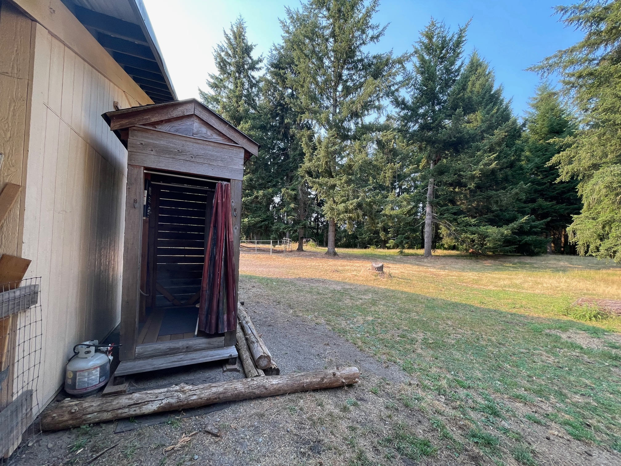 Country Refuge Close to City