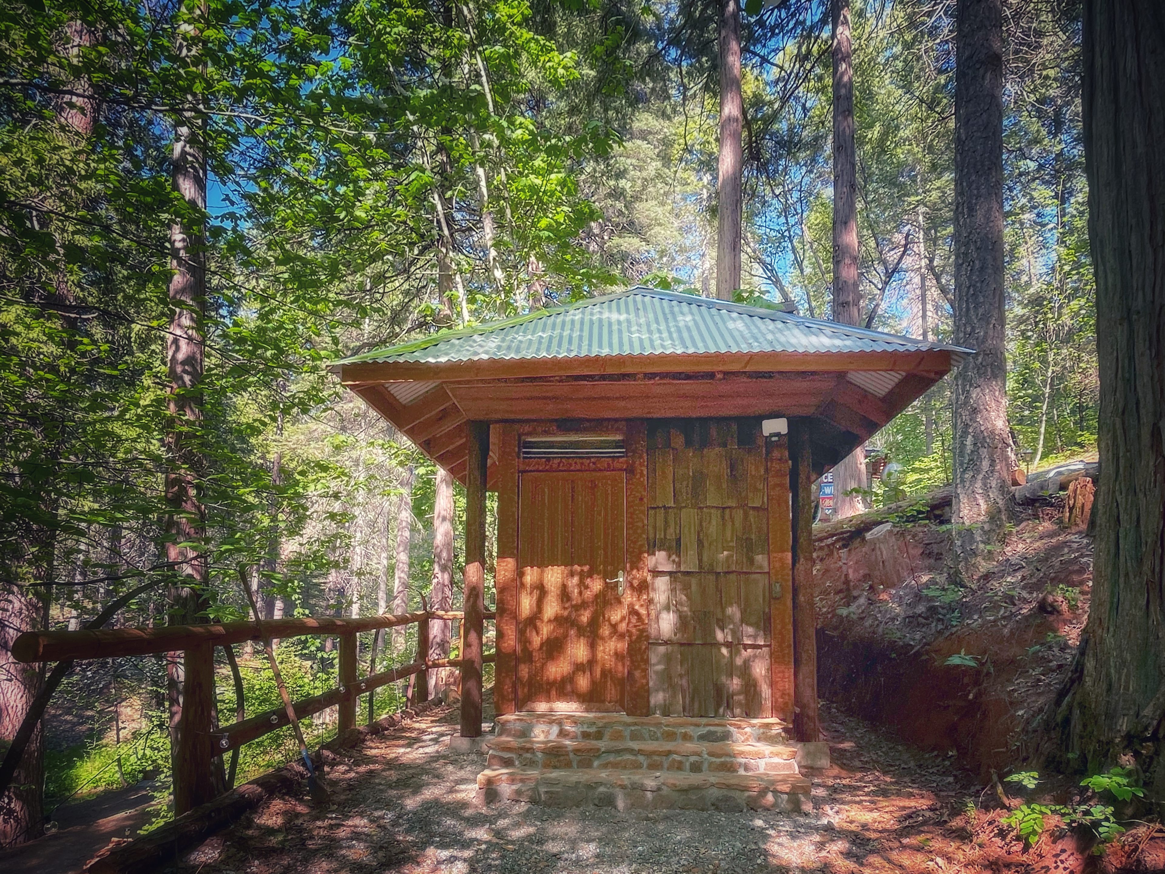 Creekside Camping on Love Creek