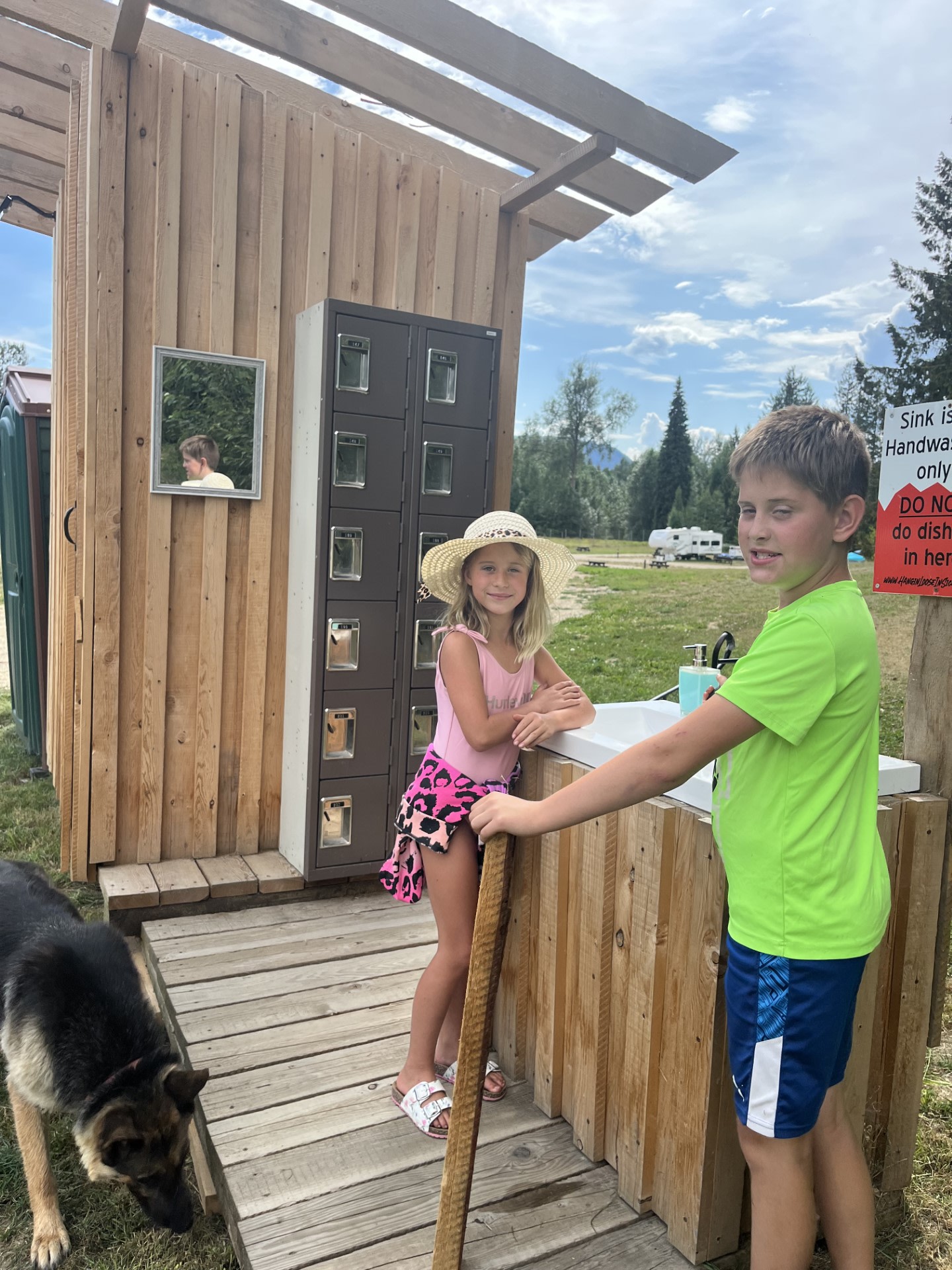 Hangin' Loose in Sicamous U Pick