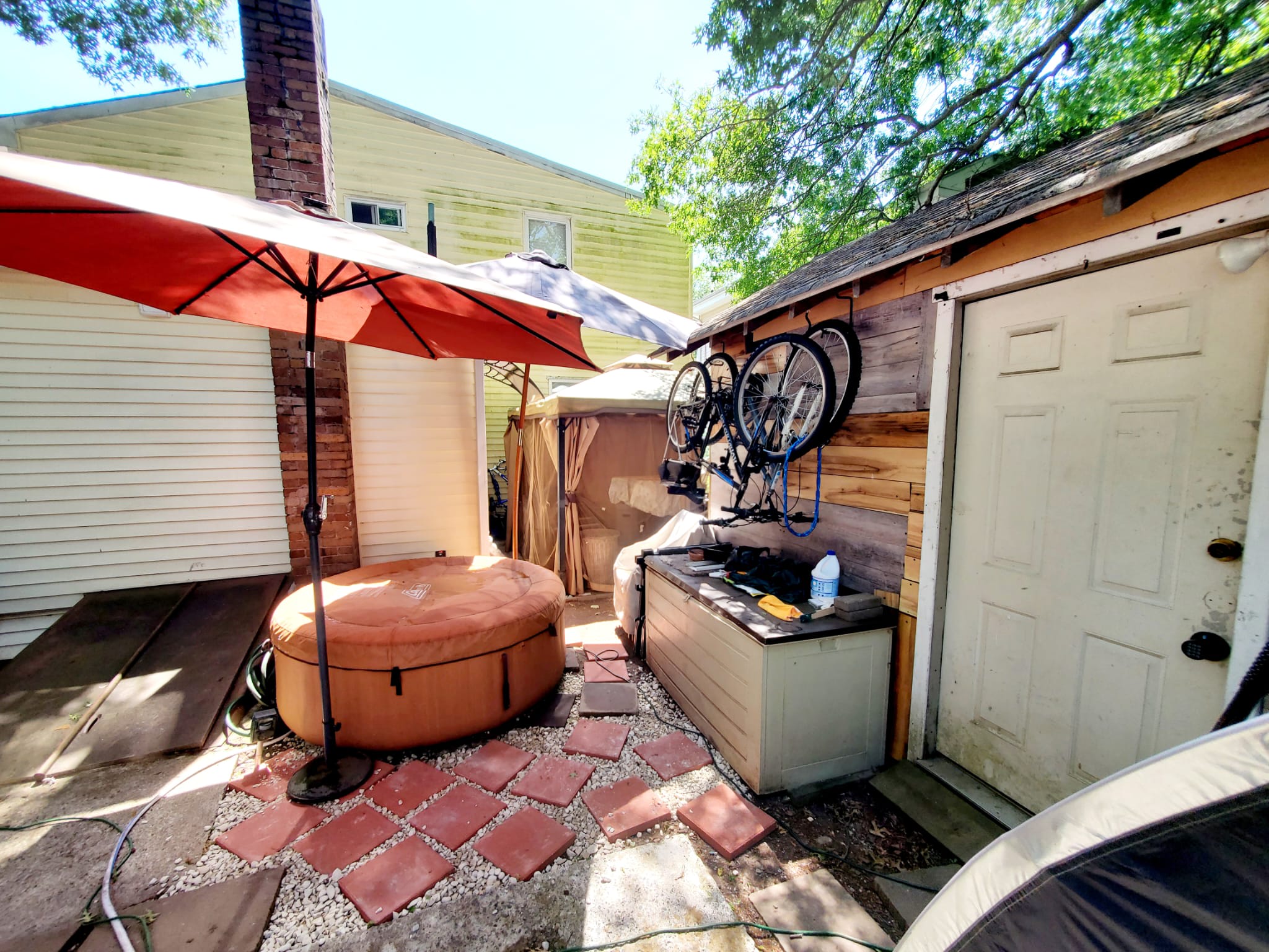 Backyard Glamping Connecticut