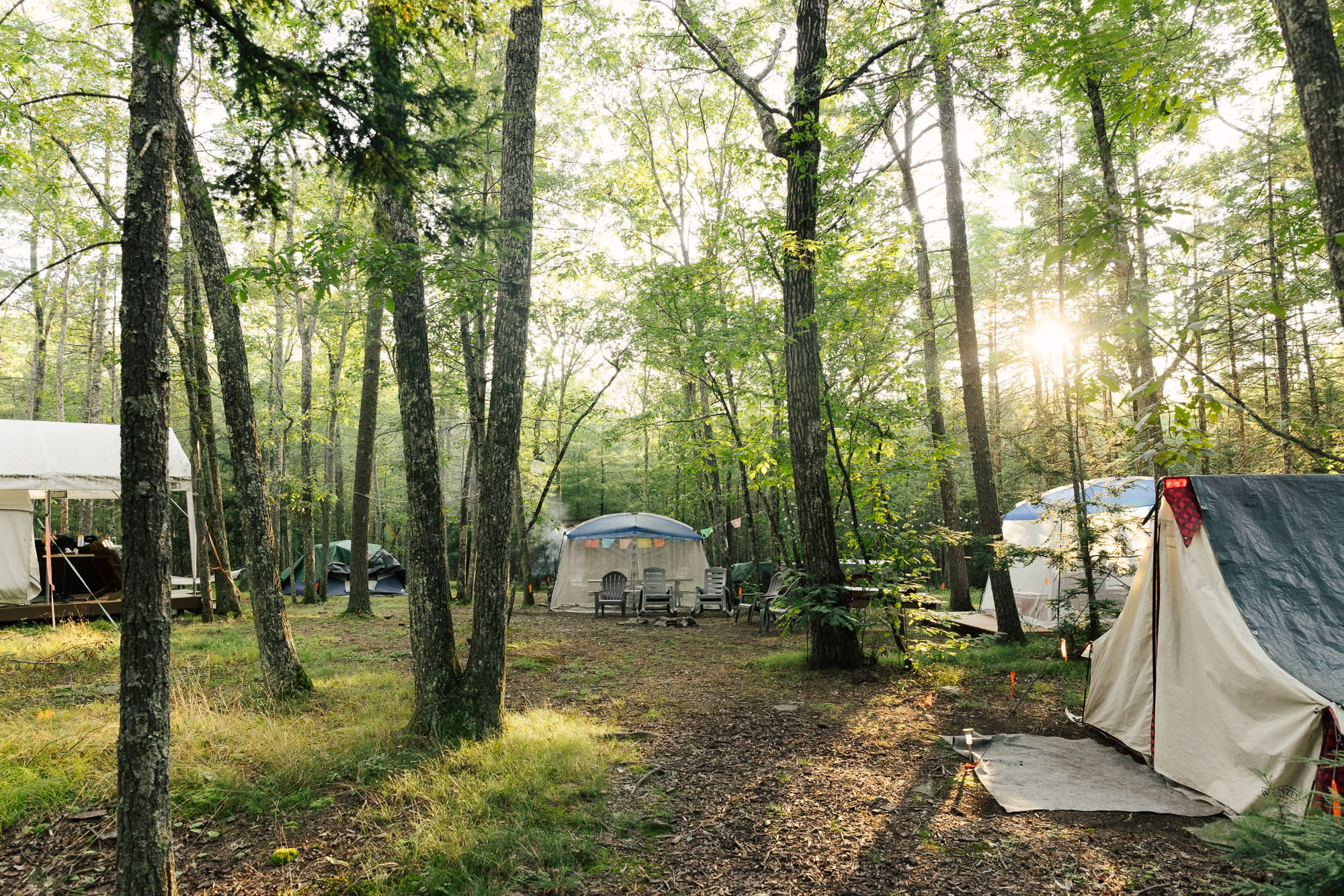 Stonecutters Ledge layout complete with luxury tent and covered cooking and dining areas, aaaaand multiple firepits 