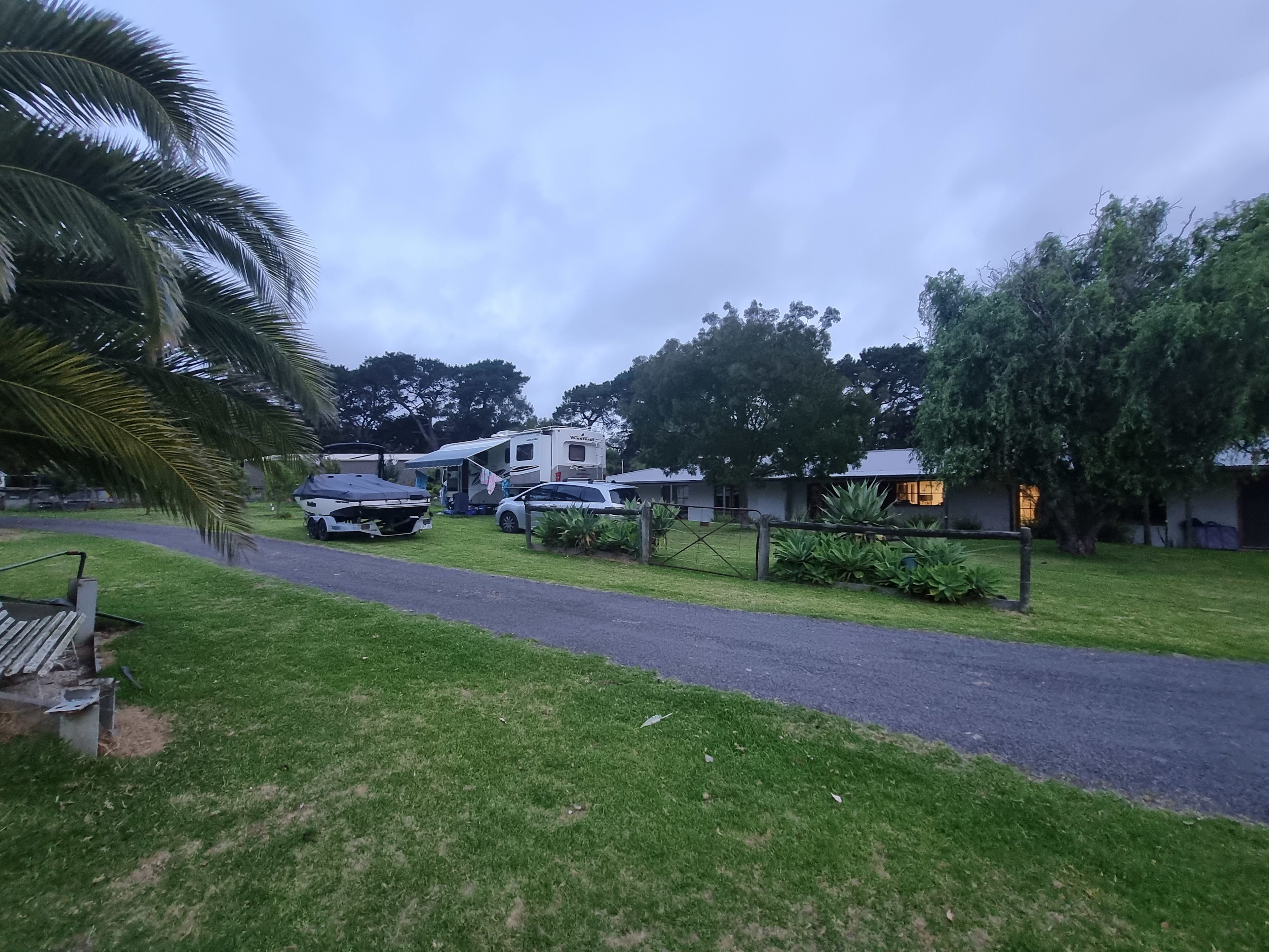 Swan Bay Road Wallington