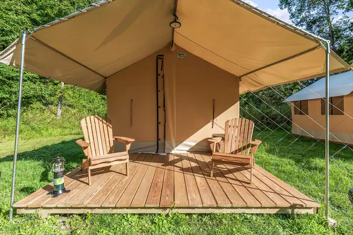Private Riverside Experience For Large Groups