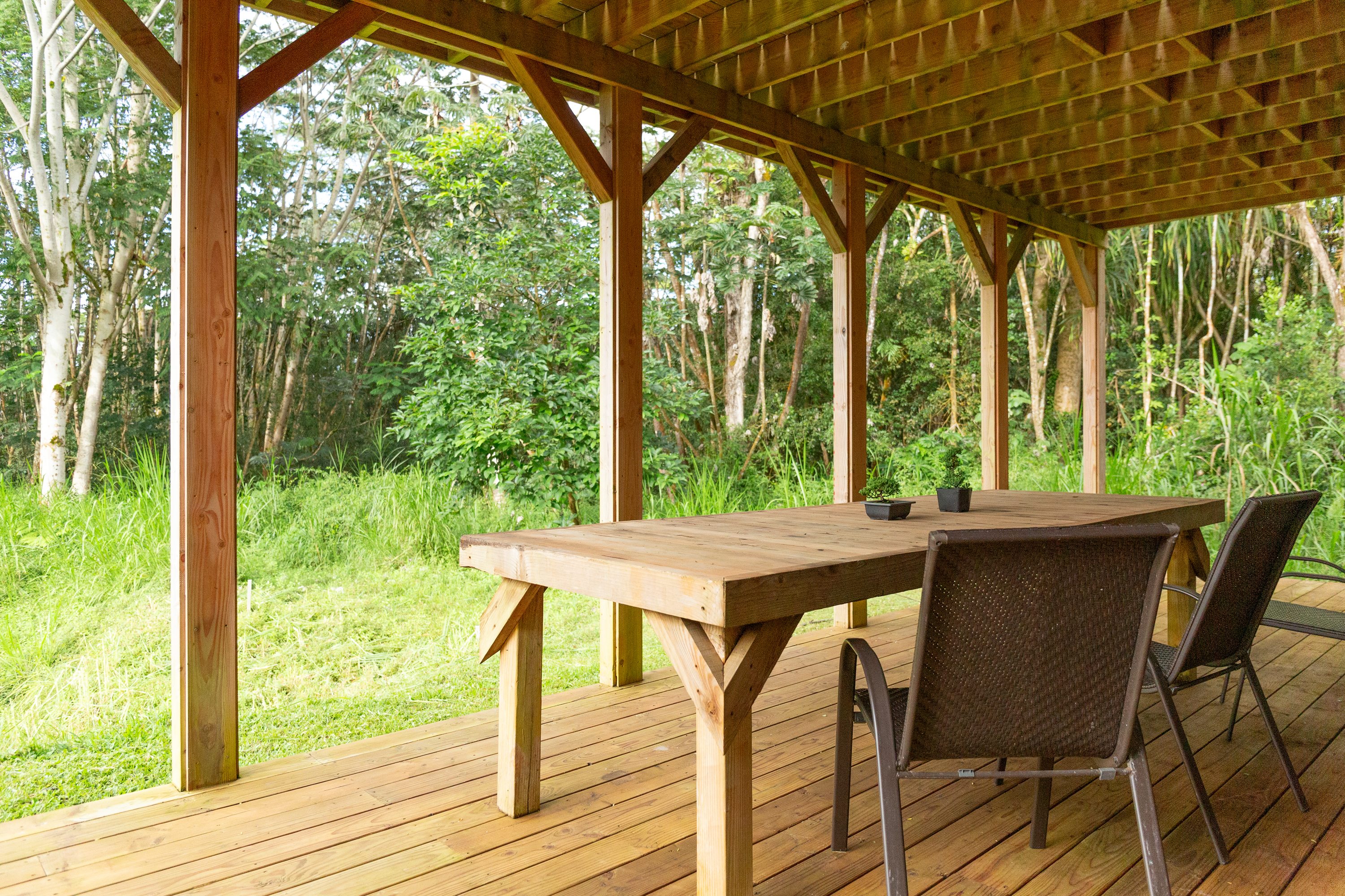 Hawai'i Roots and Branches Farm