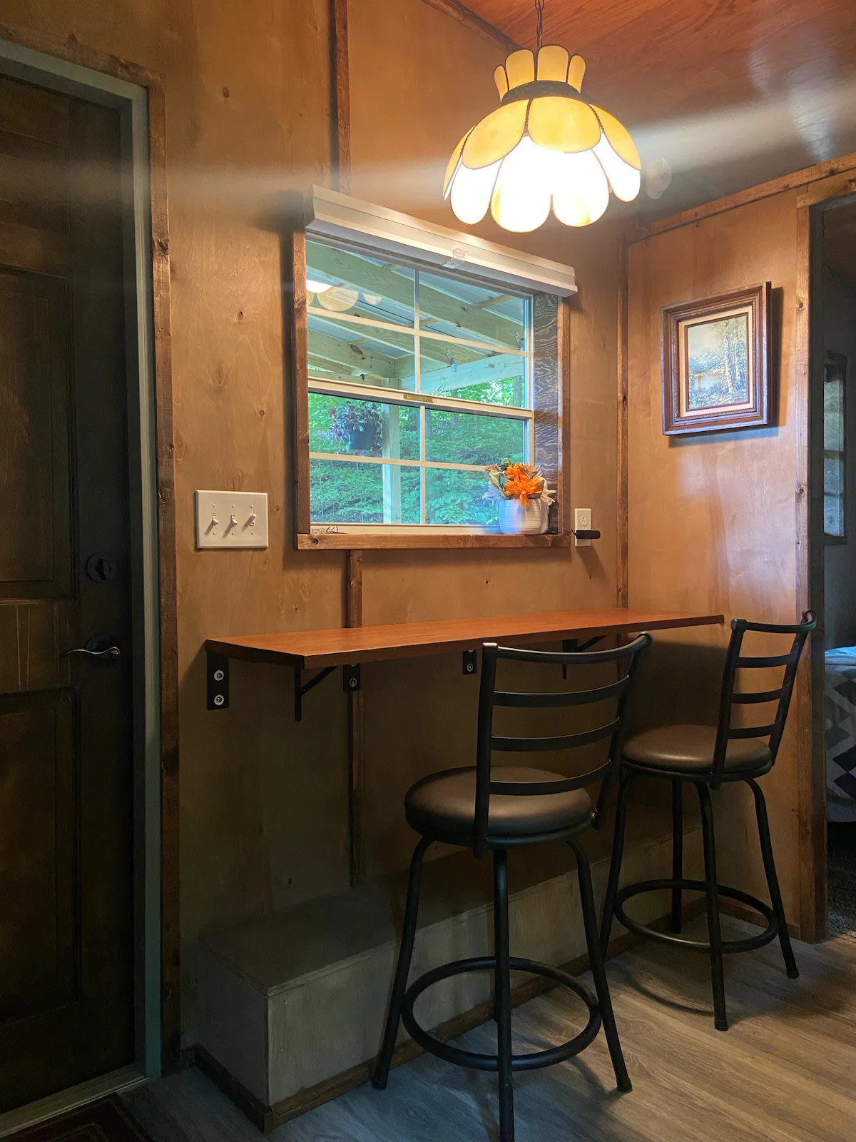 Private 1BR Cabin With Fenced In Dedicated Yard