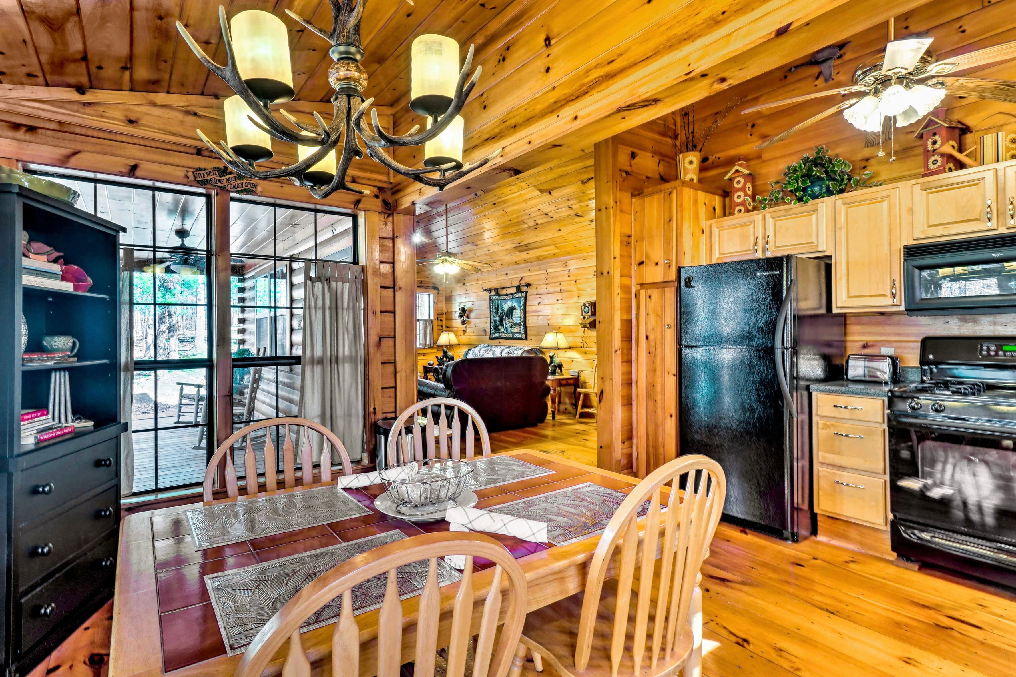 Copper Ridge Log Cabin