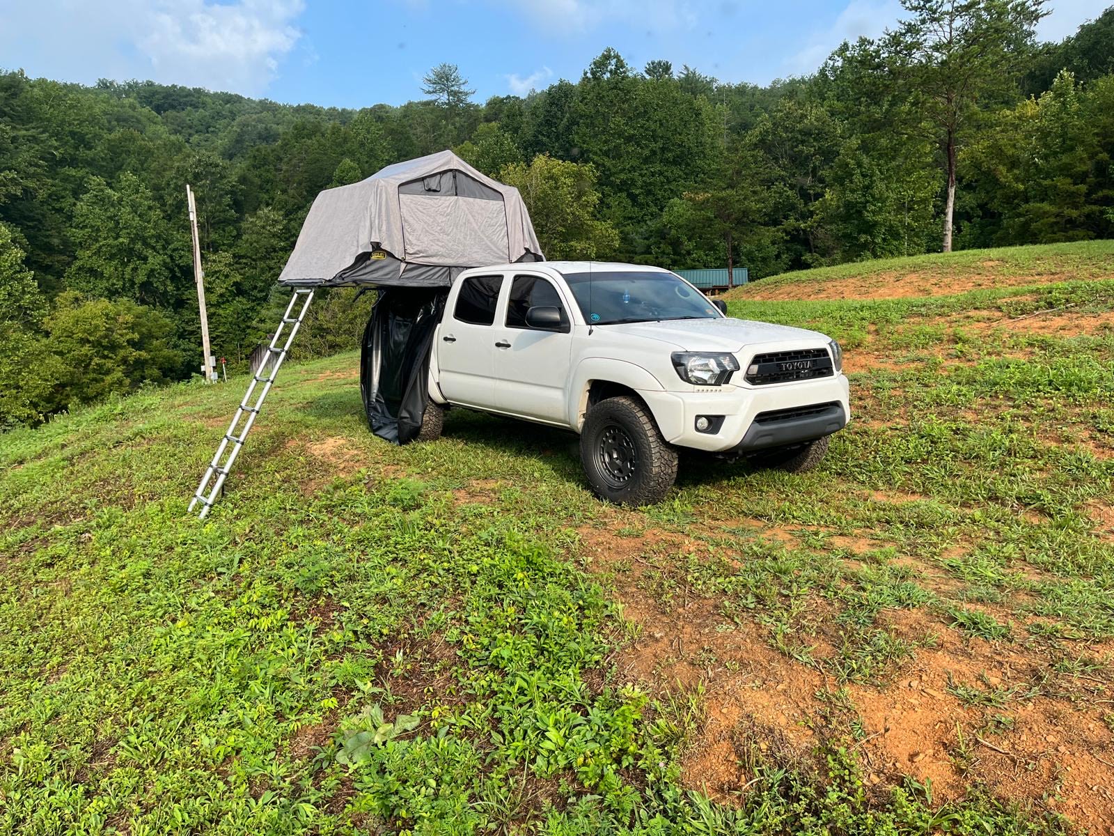 Honeysuckle Springs Smoky Mountains