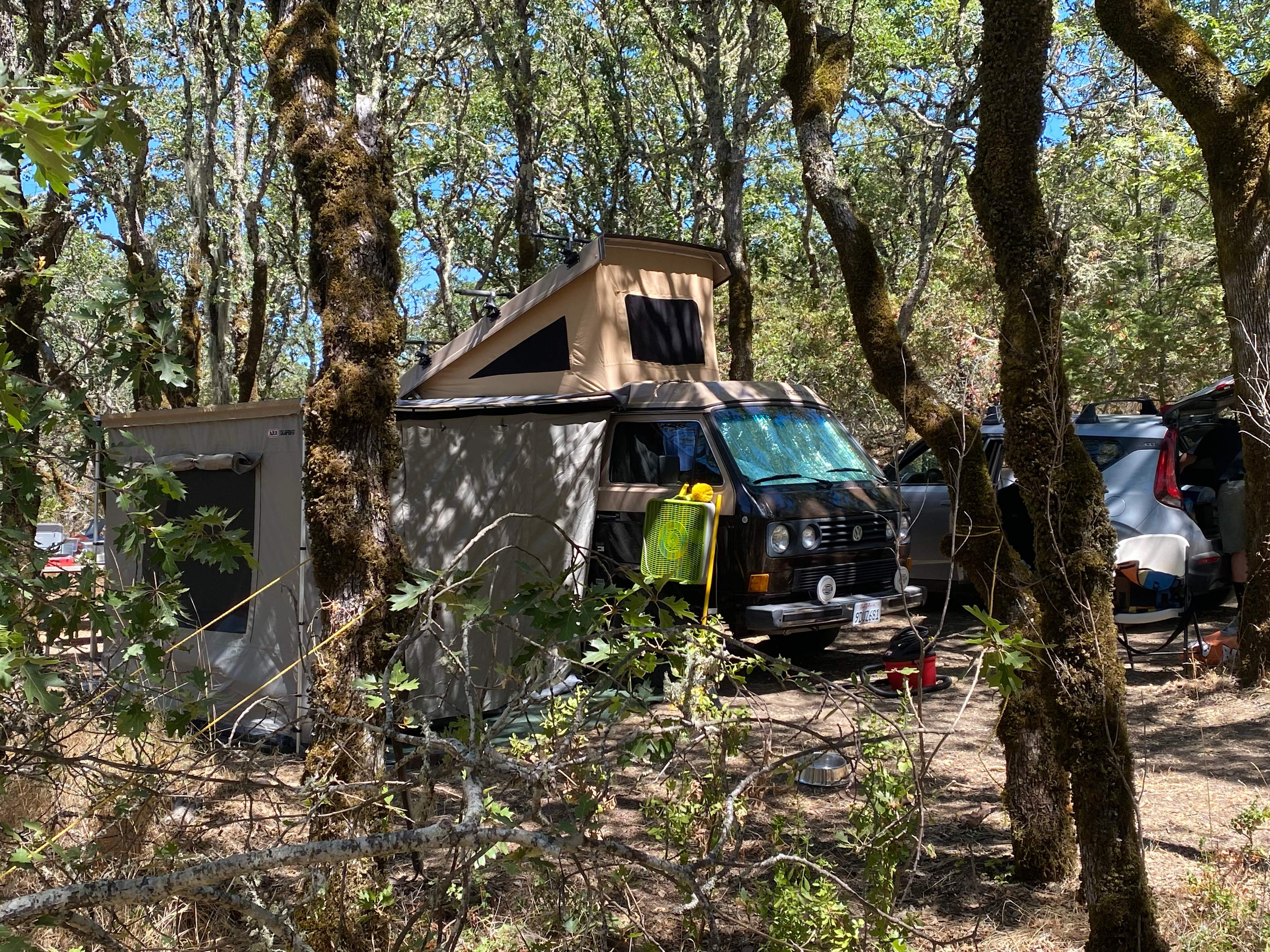 Whaleback Ridge Cabins & Camp