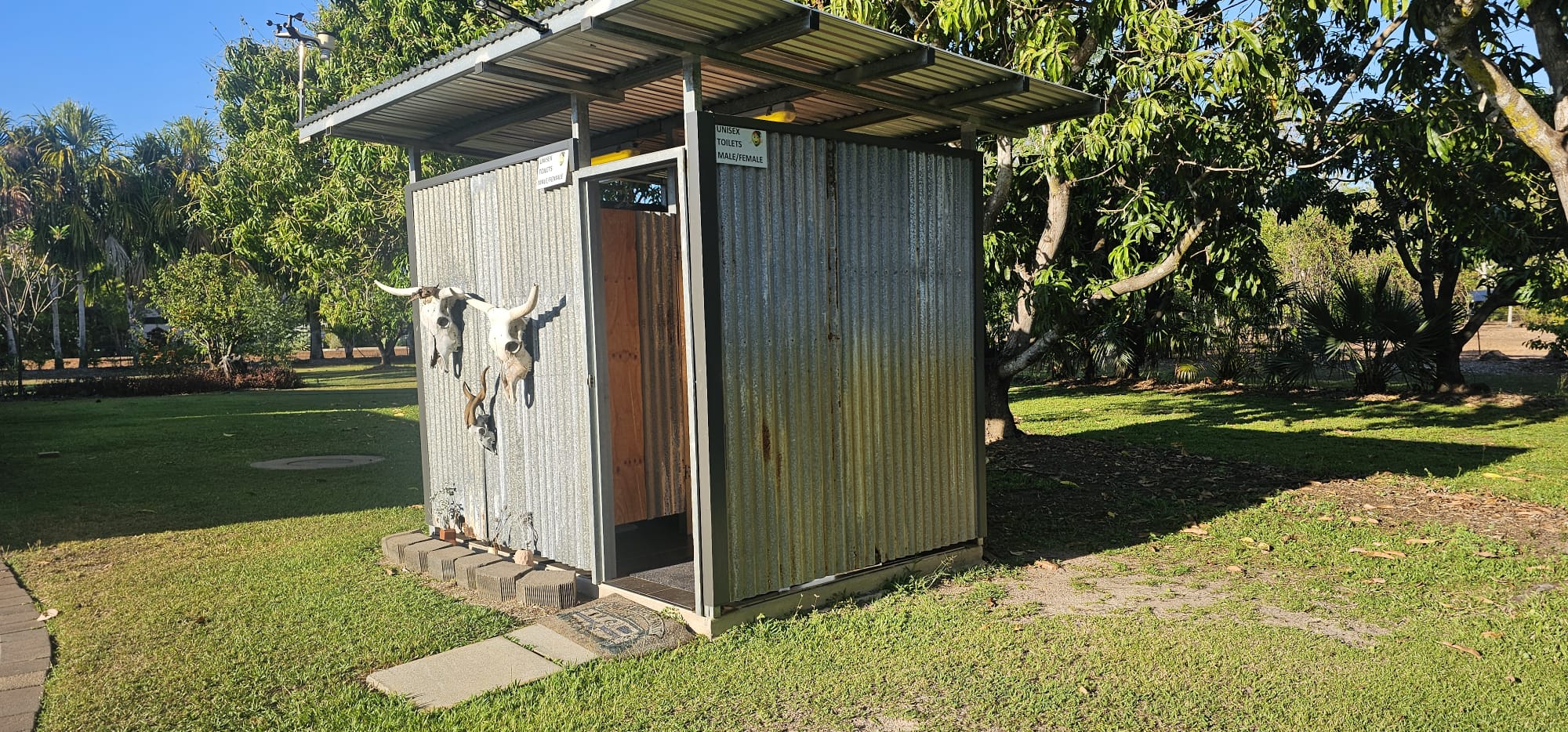 Mambo Lodge
