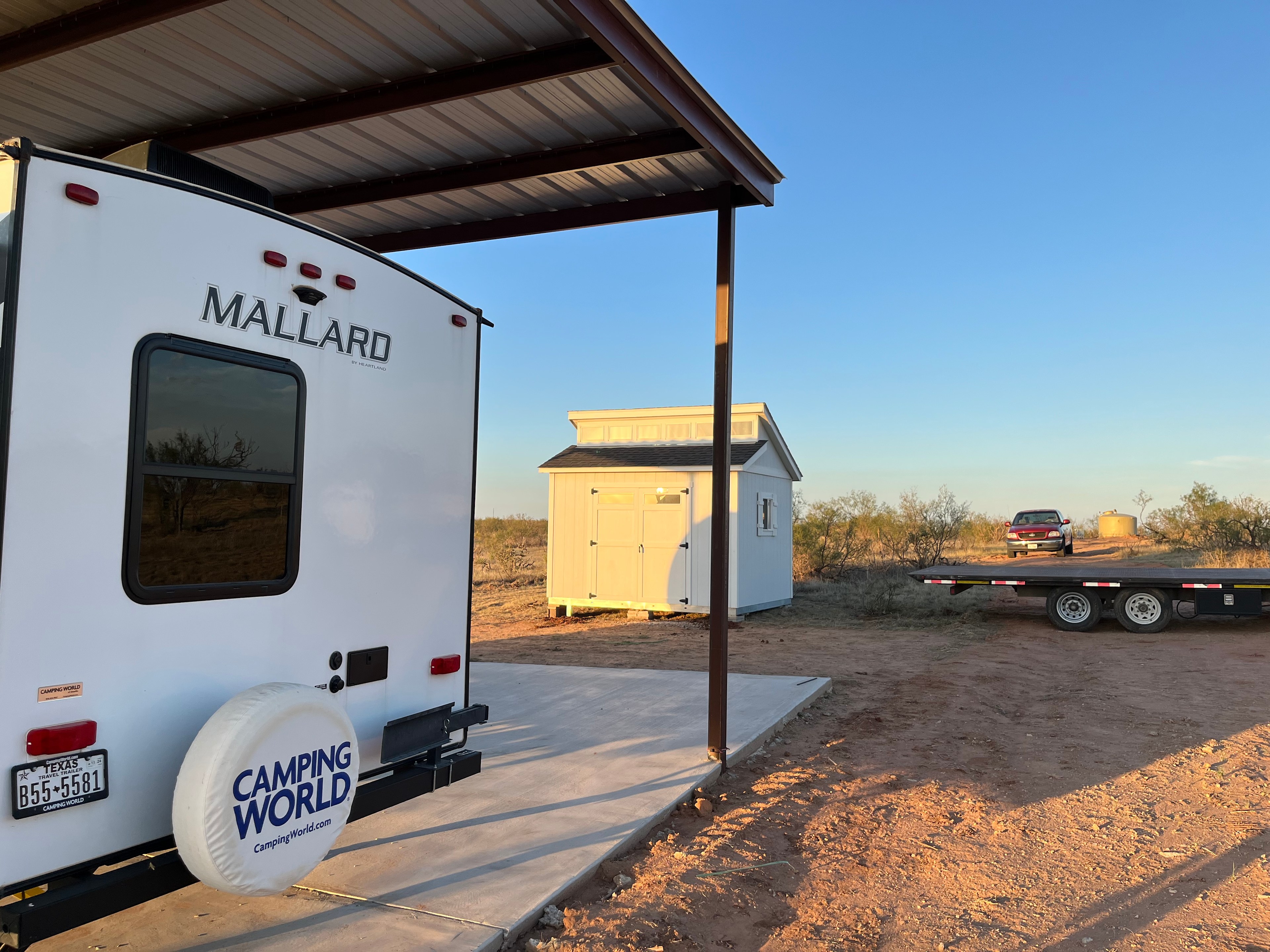 Valle de Oro RV Pad at LVE Ranch