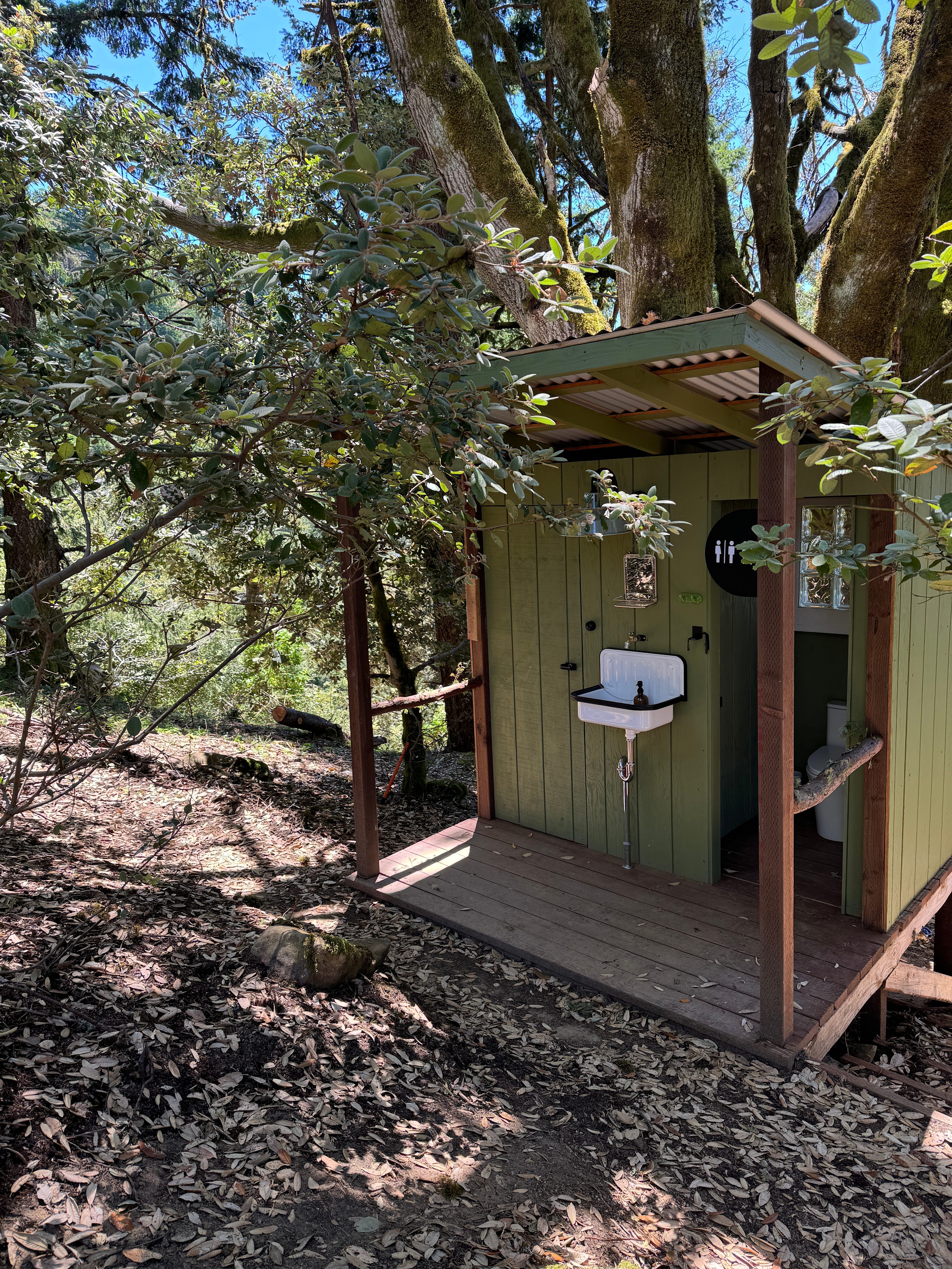 Kings Mountain Camp w/ ocean views