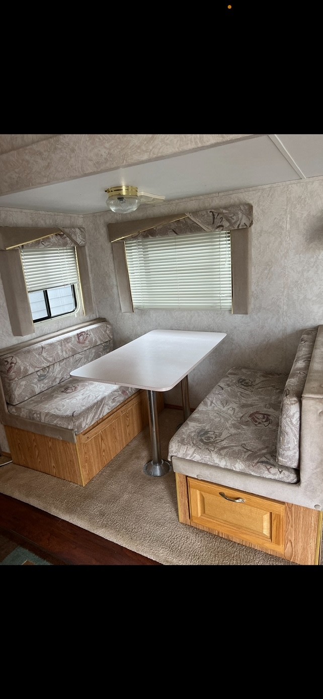 The Mariposa Glamping/Camping