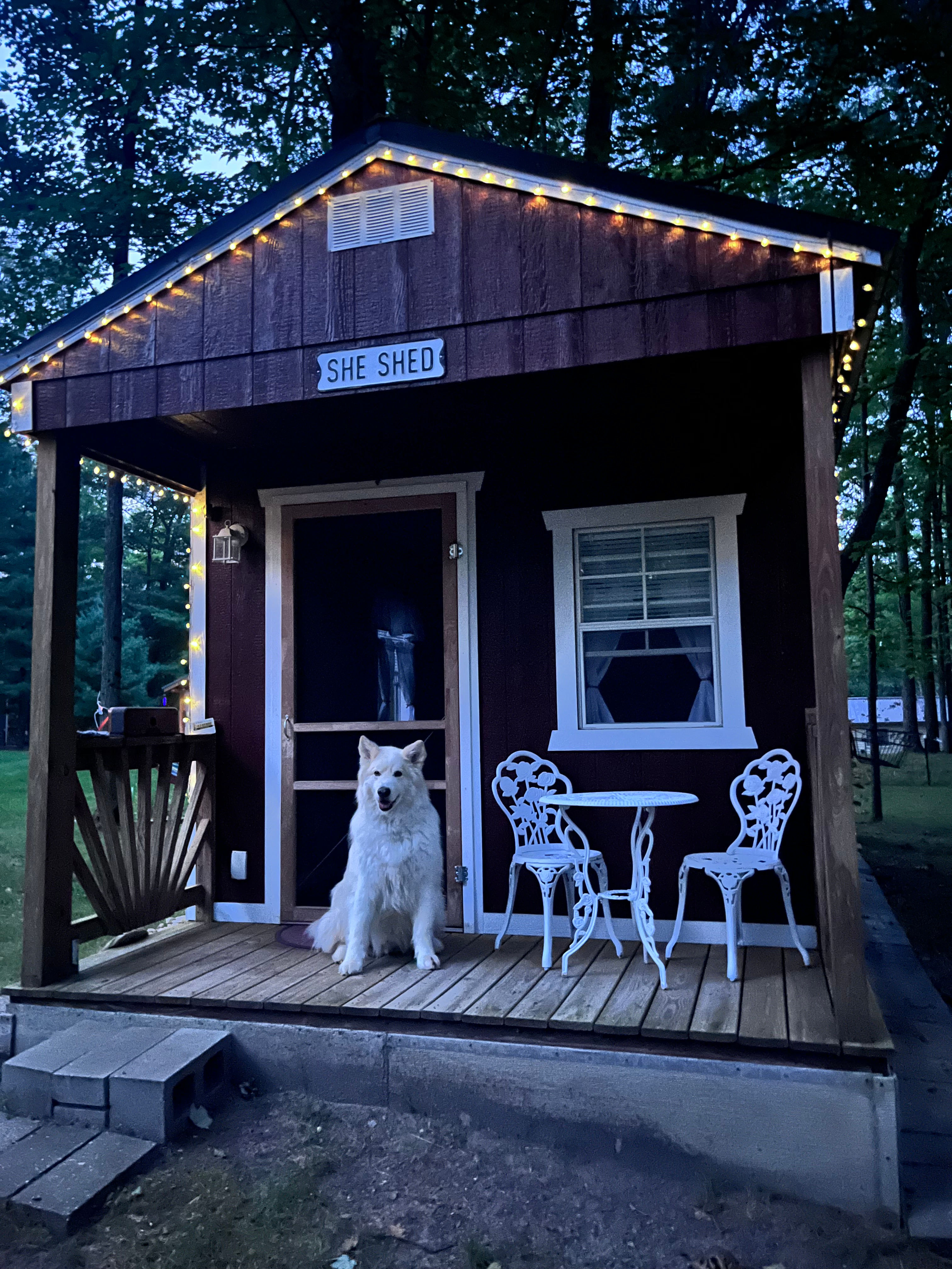 Twin Peaks By The Lakes Retreat