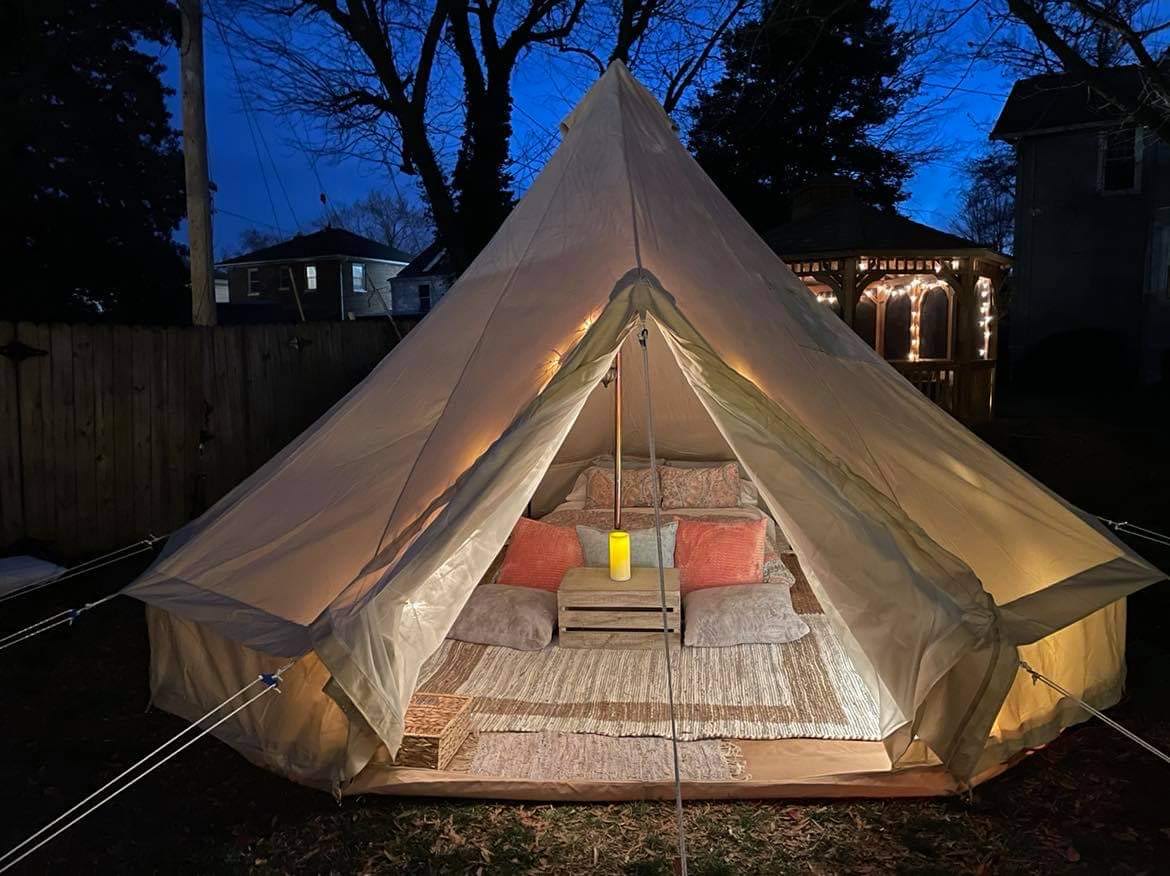 Urban Glamping with A/C & Hot Tub