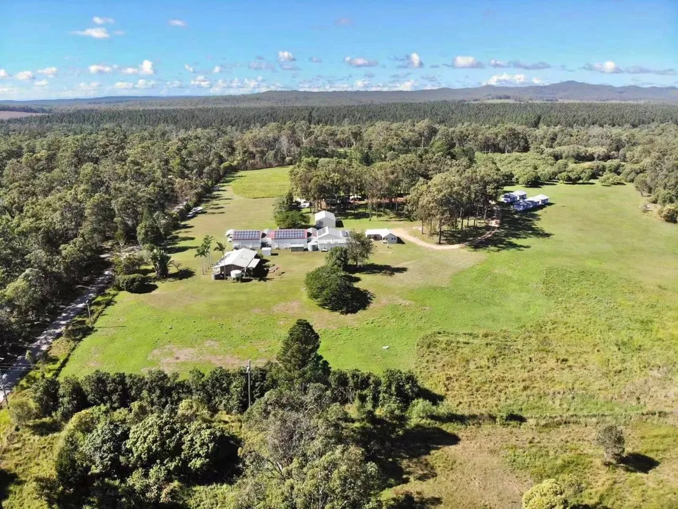 Anderleigh Winery by Fu's Farm