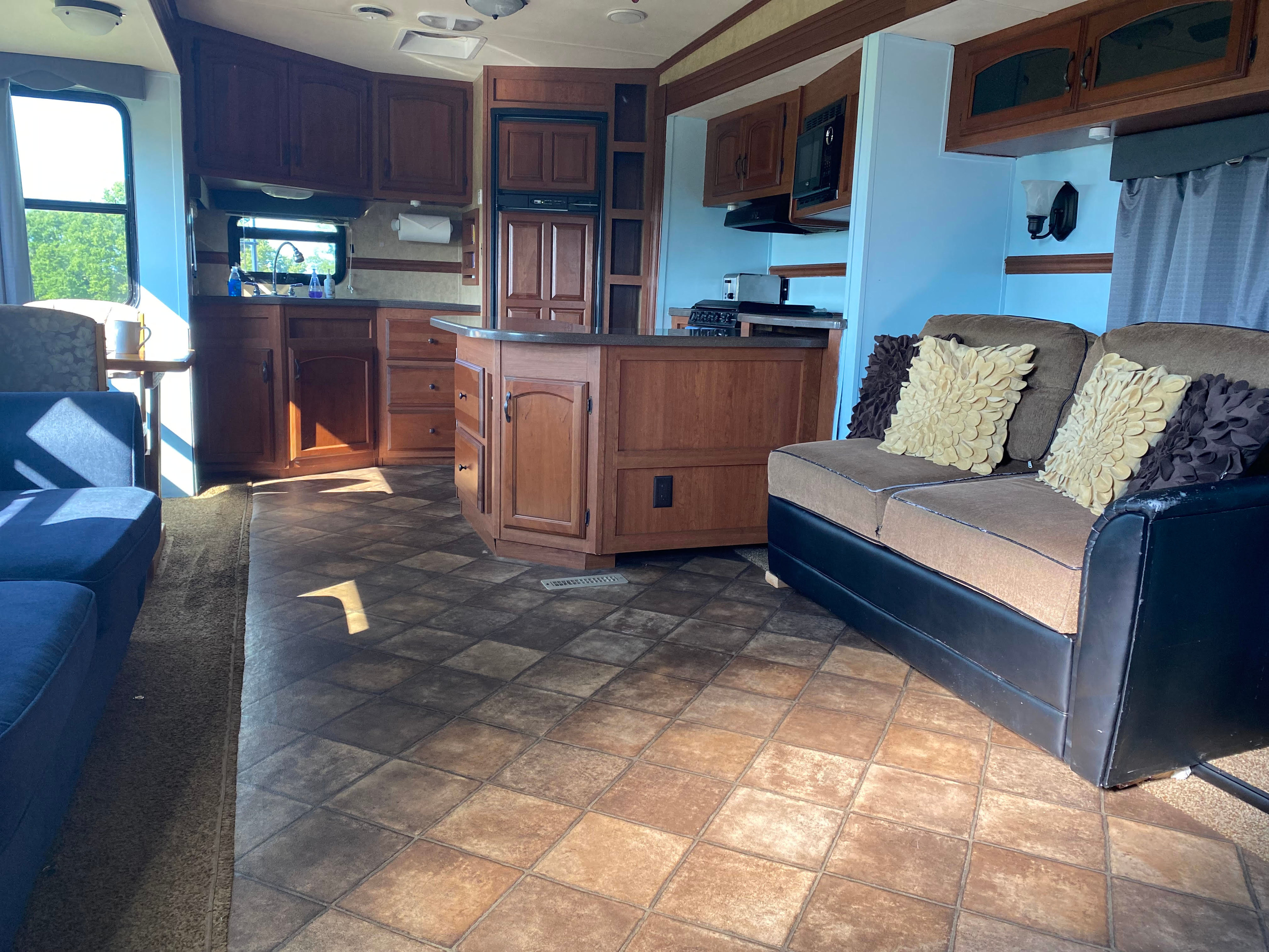 Camp Loudoun RV Rentals