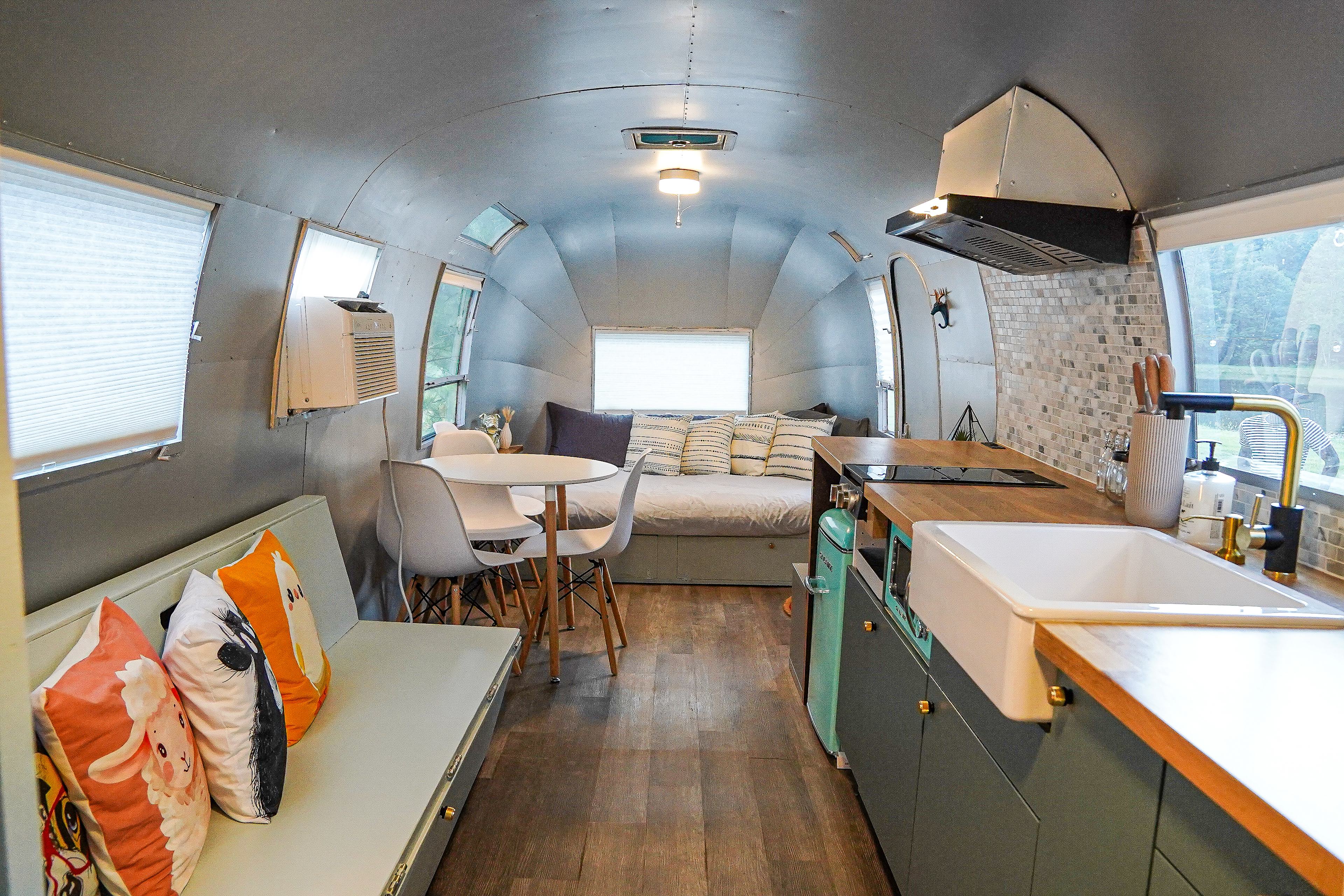 Young's Acres - Vintage Airstream