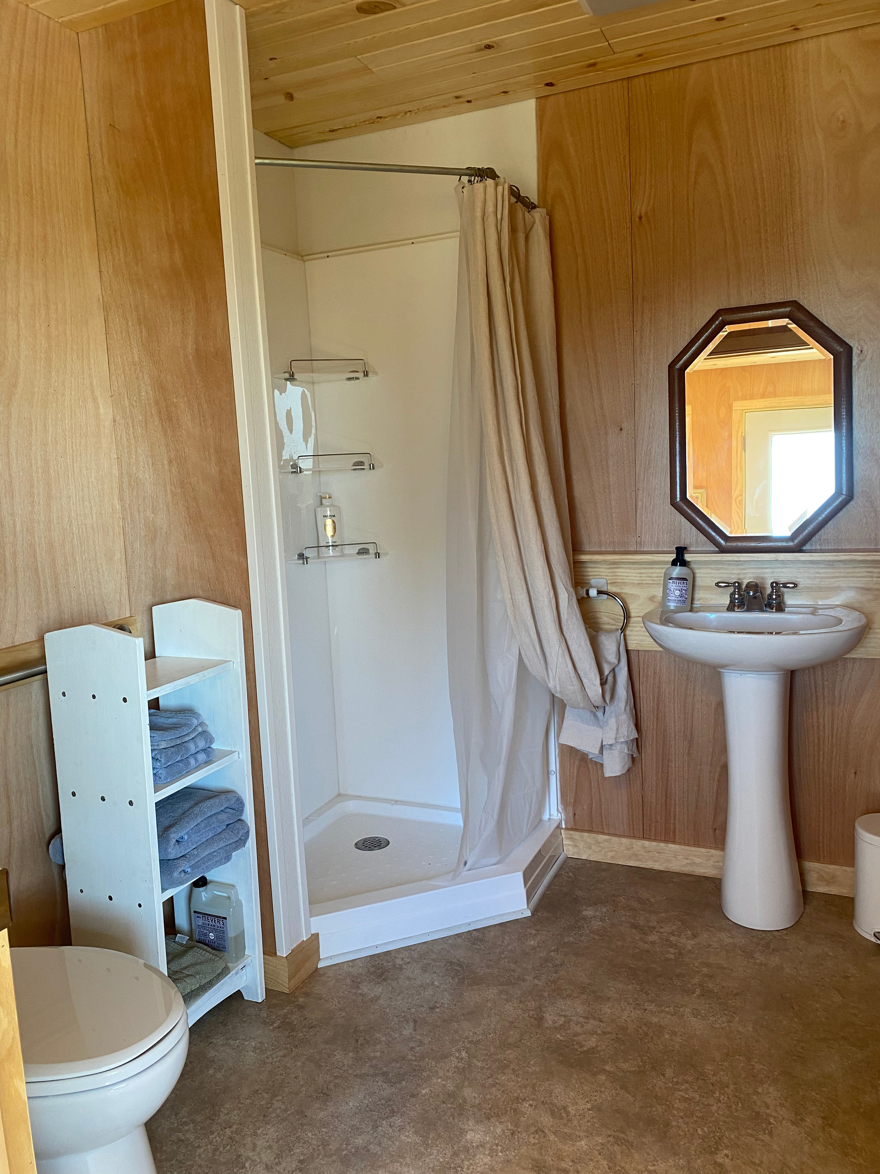 Folk School Farm Stay