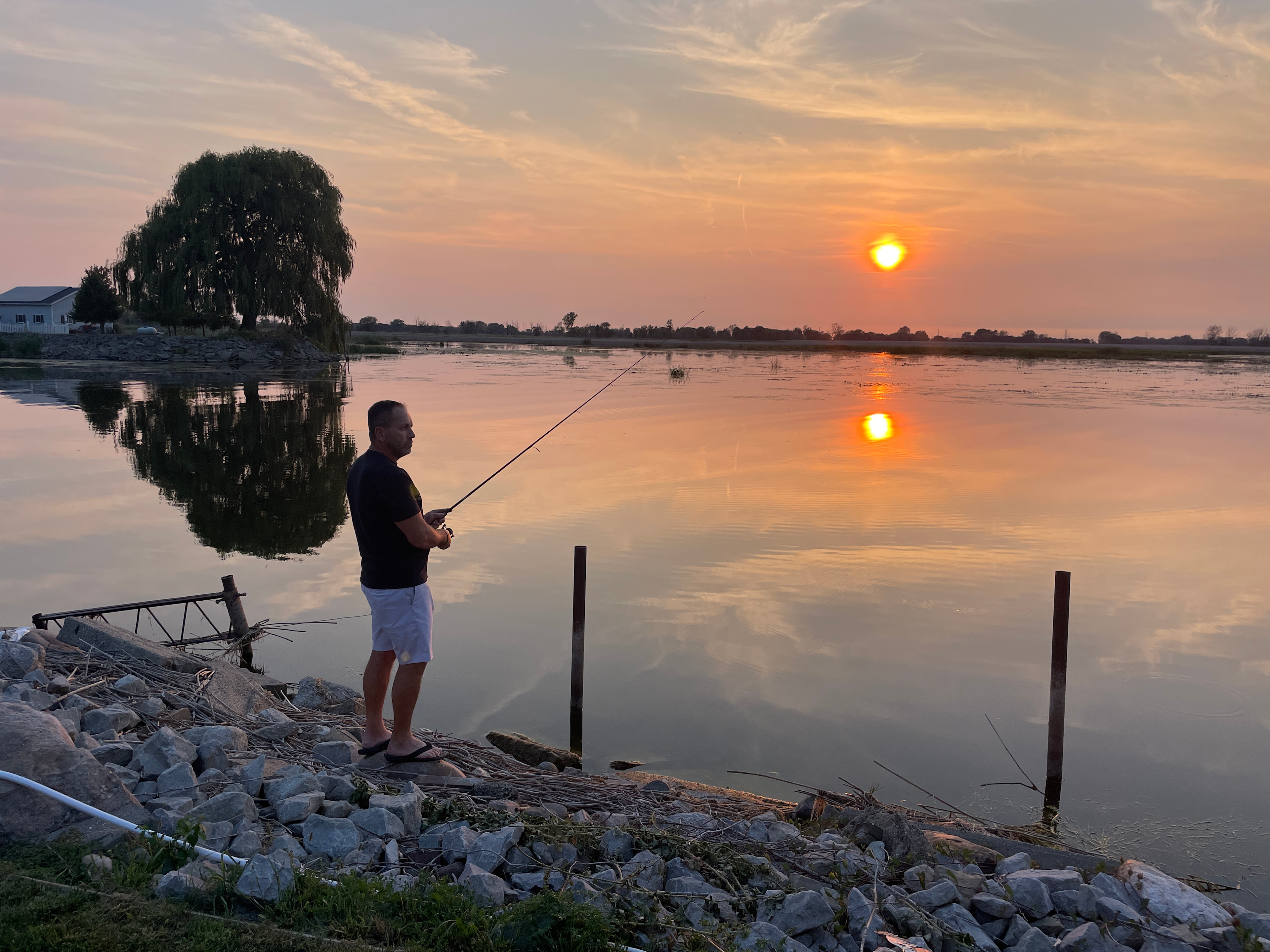 WaterFront Saginaw Bay - w/kayaks
