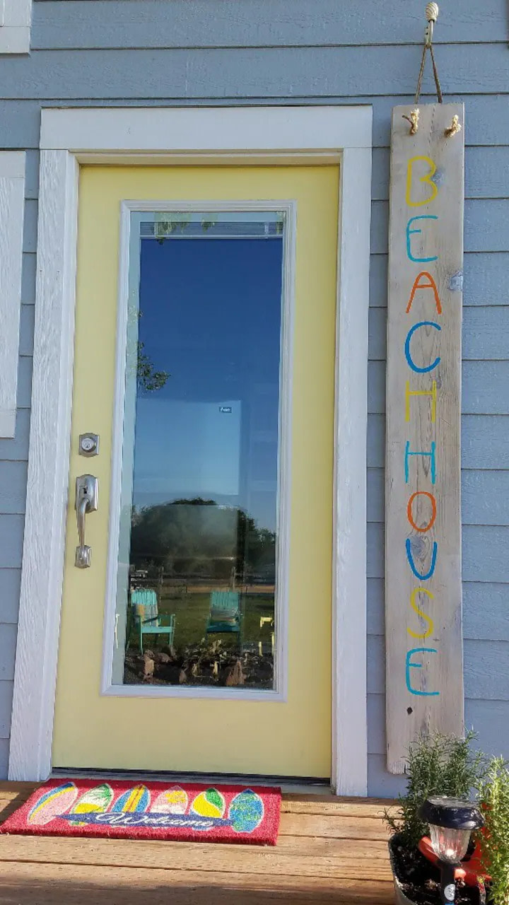 Beach-in  Tiny House