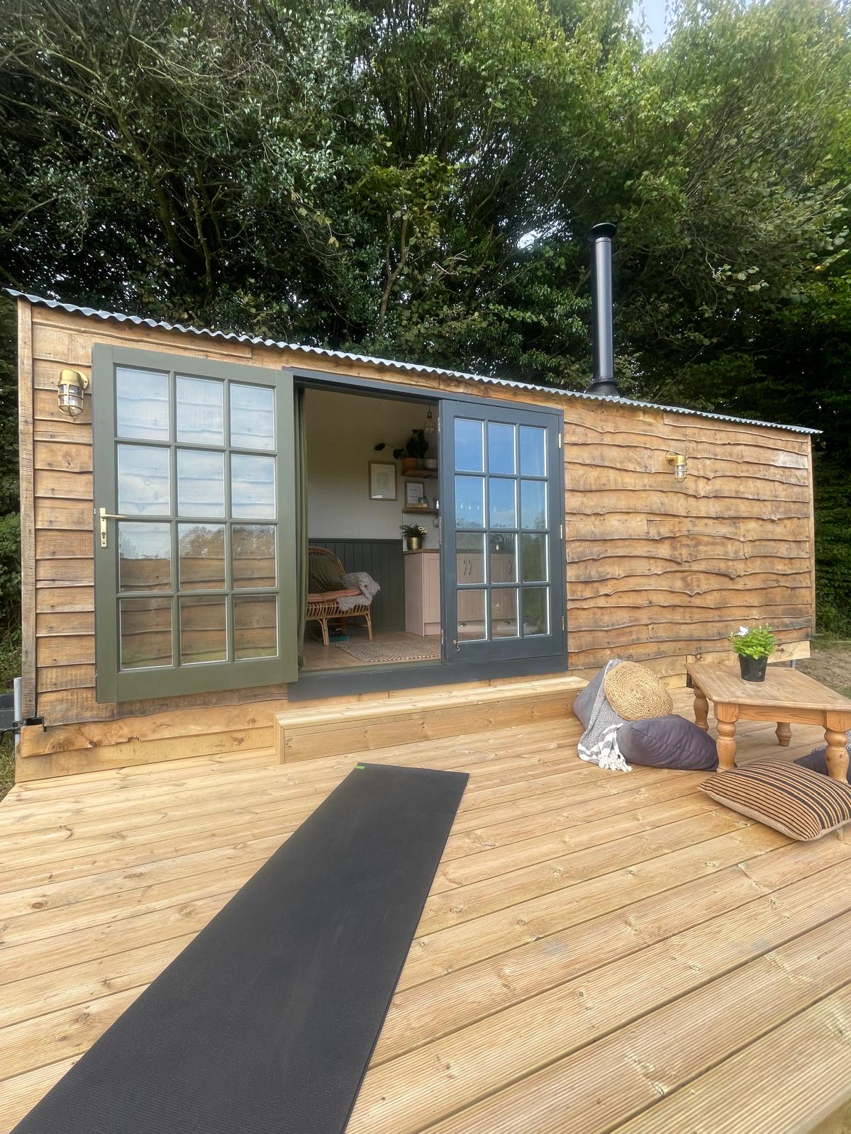 The Nest - Luxury Shepherds Hut