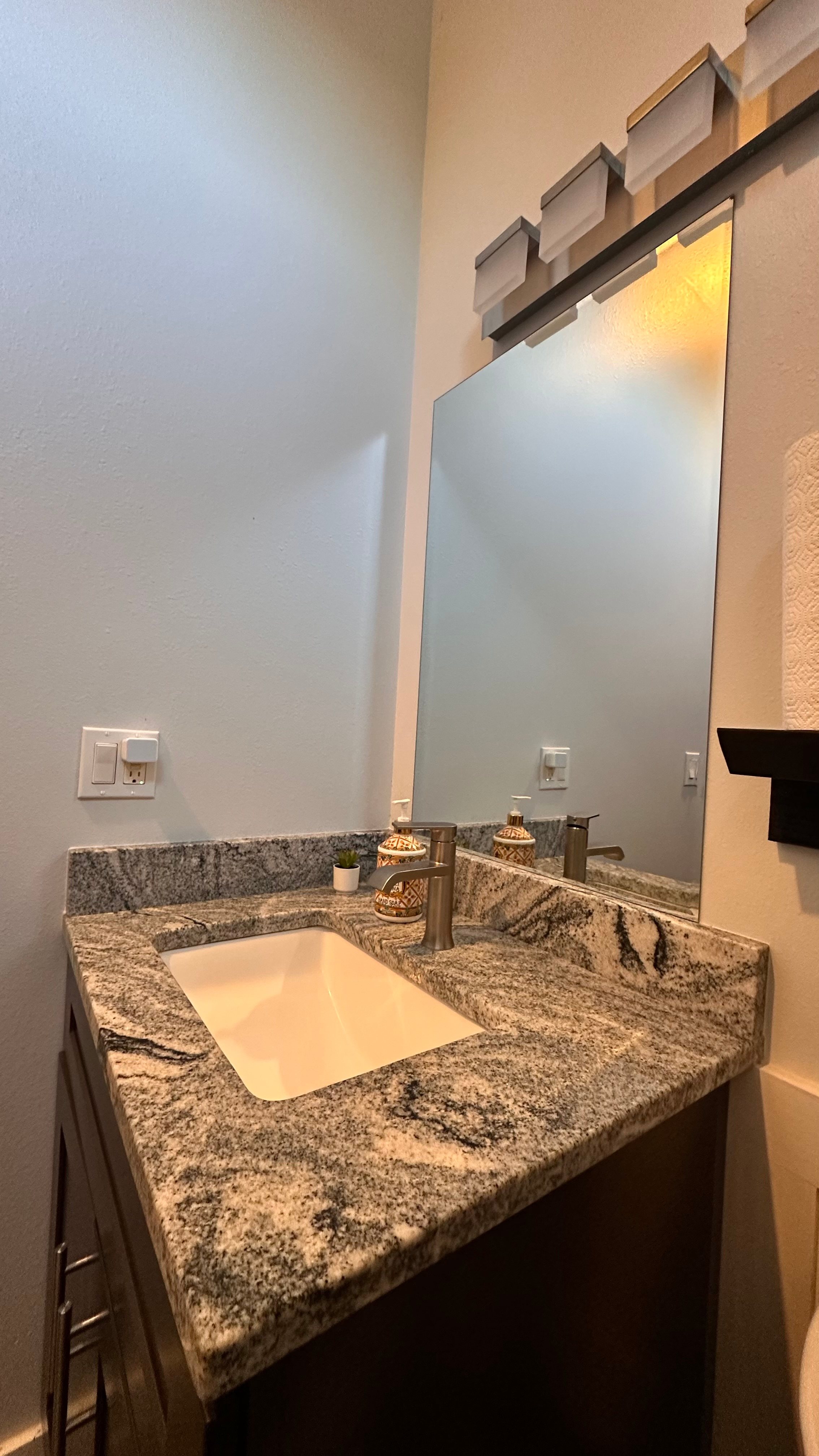 Lakeside Getaway At Spectacle Lake