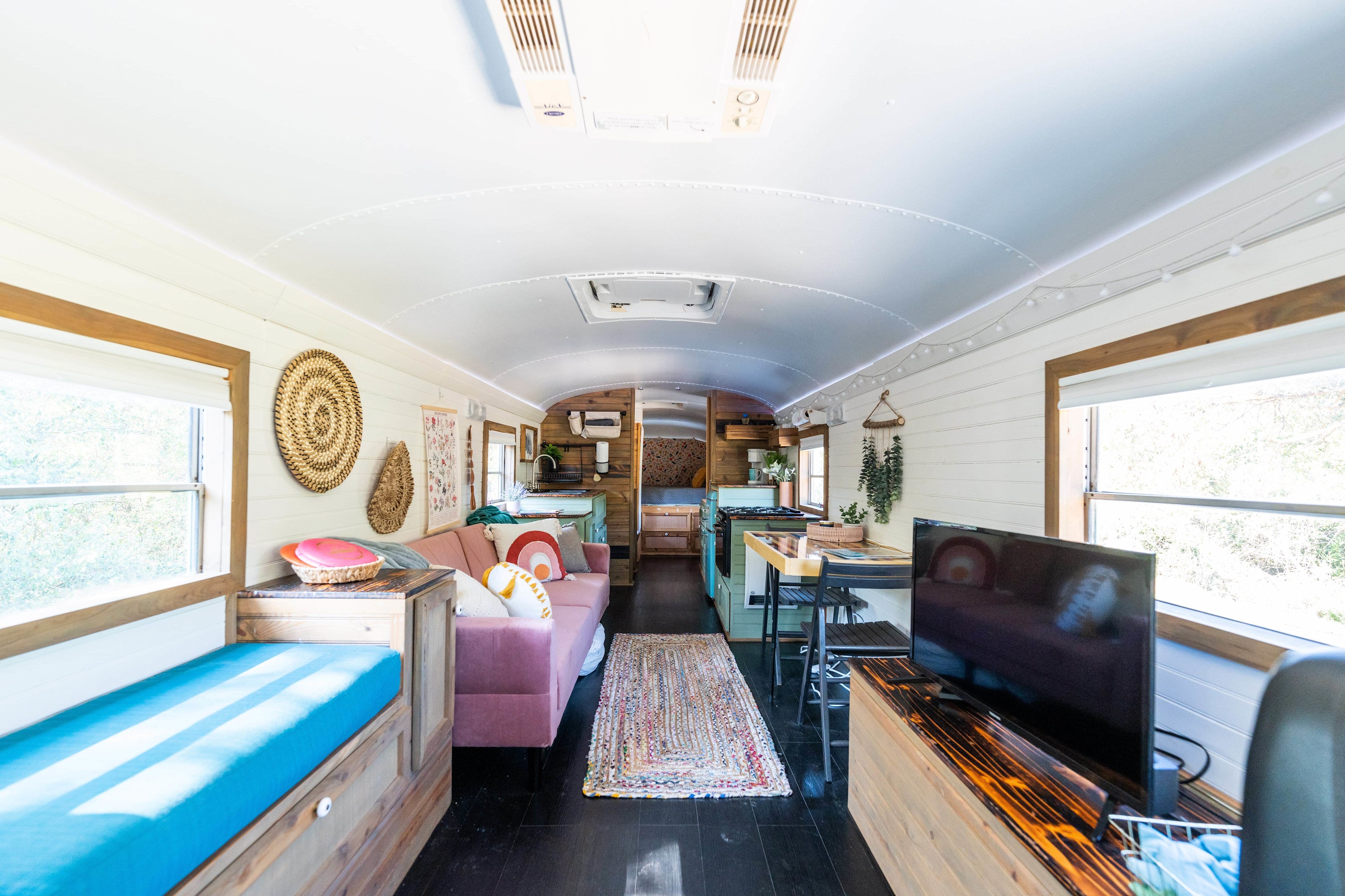 Pinnacle Bus Stop~ Blue Bungalow