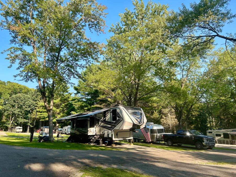 Rustic Acres - Elevated RV Camping