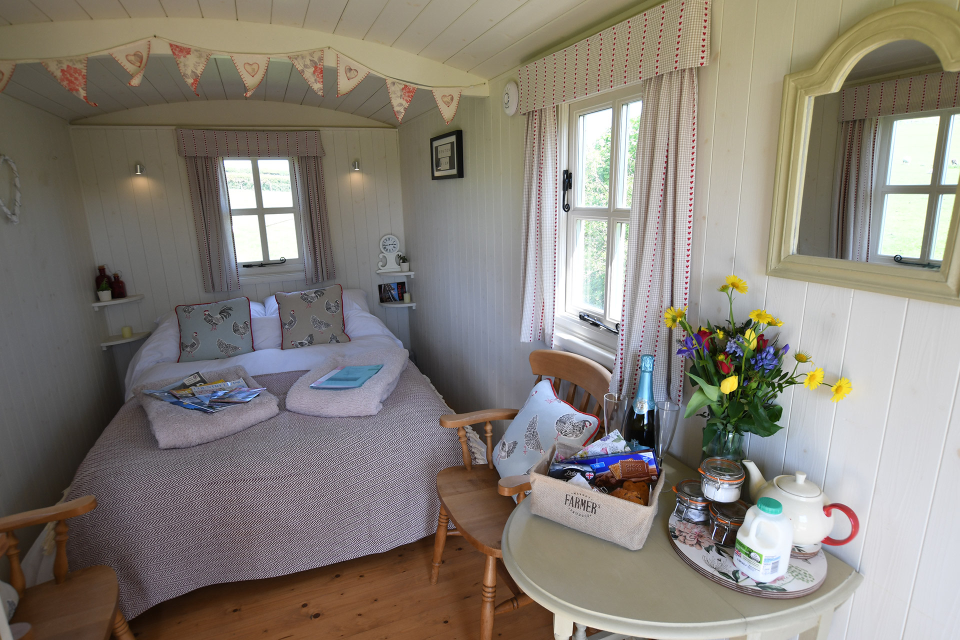 Benton Springs Shepherds Hut