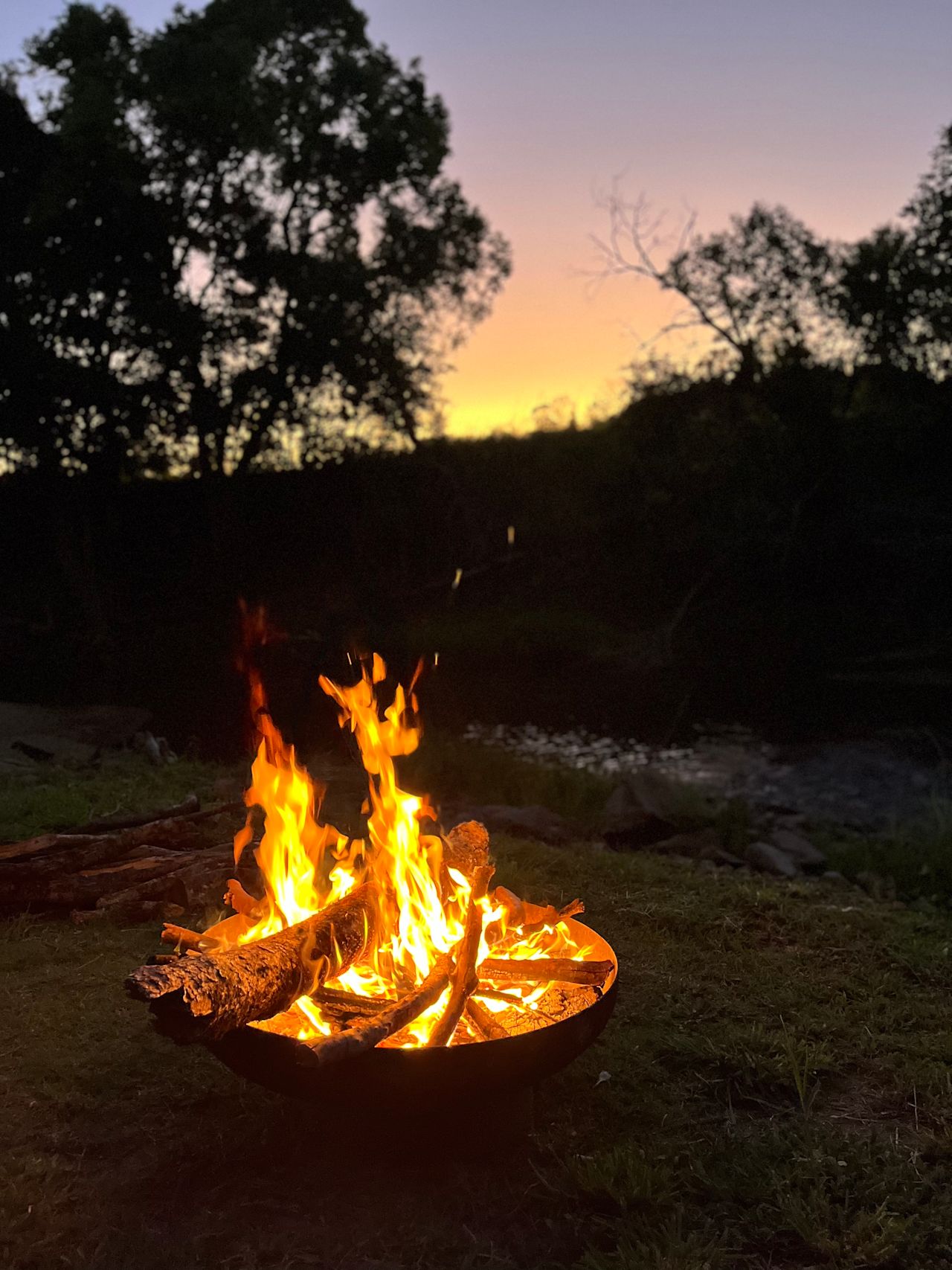 Lumeah By The Creek Near Waterfalls