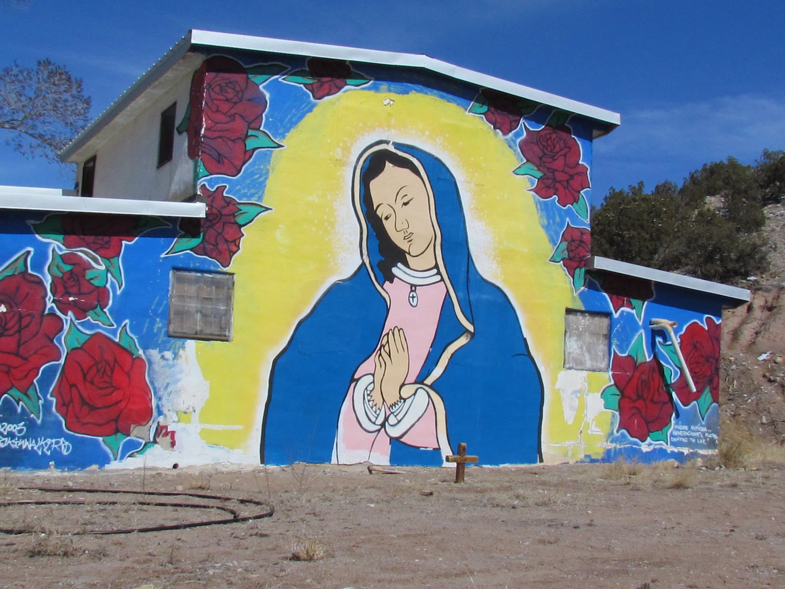 Oliver's store mural at hwy 285 and County Road 176