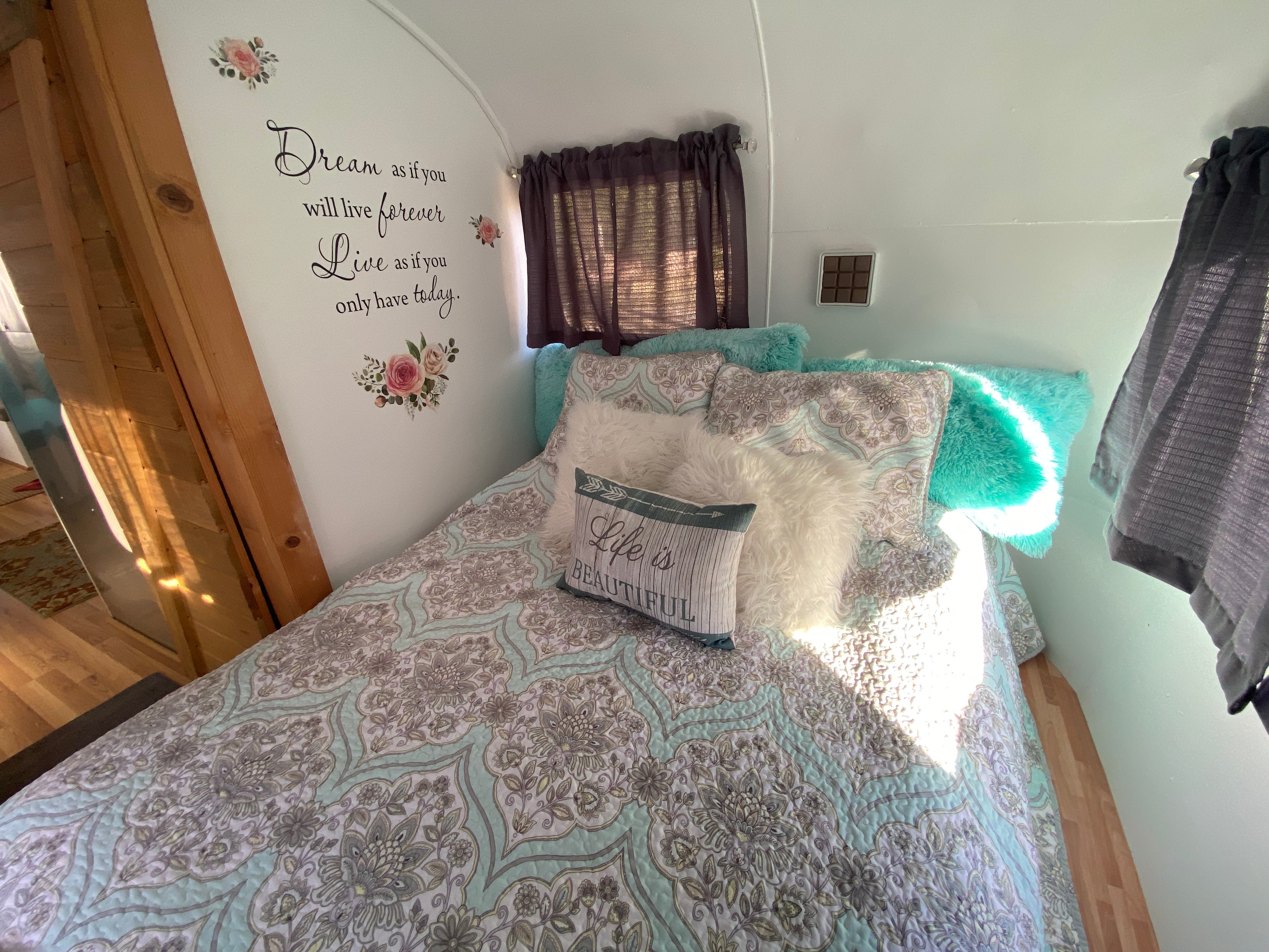 Ojai Airstream: Luna’s Place