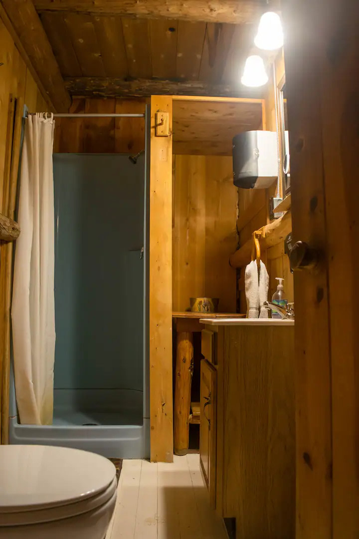 The Range Riders Lodge