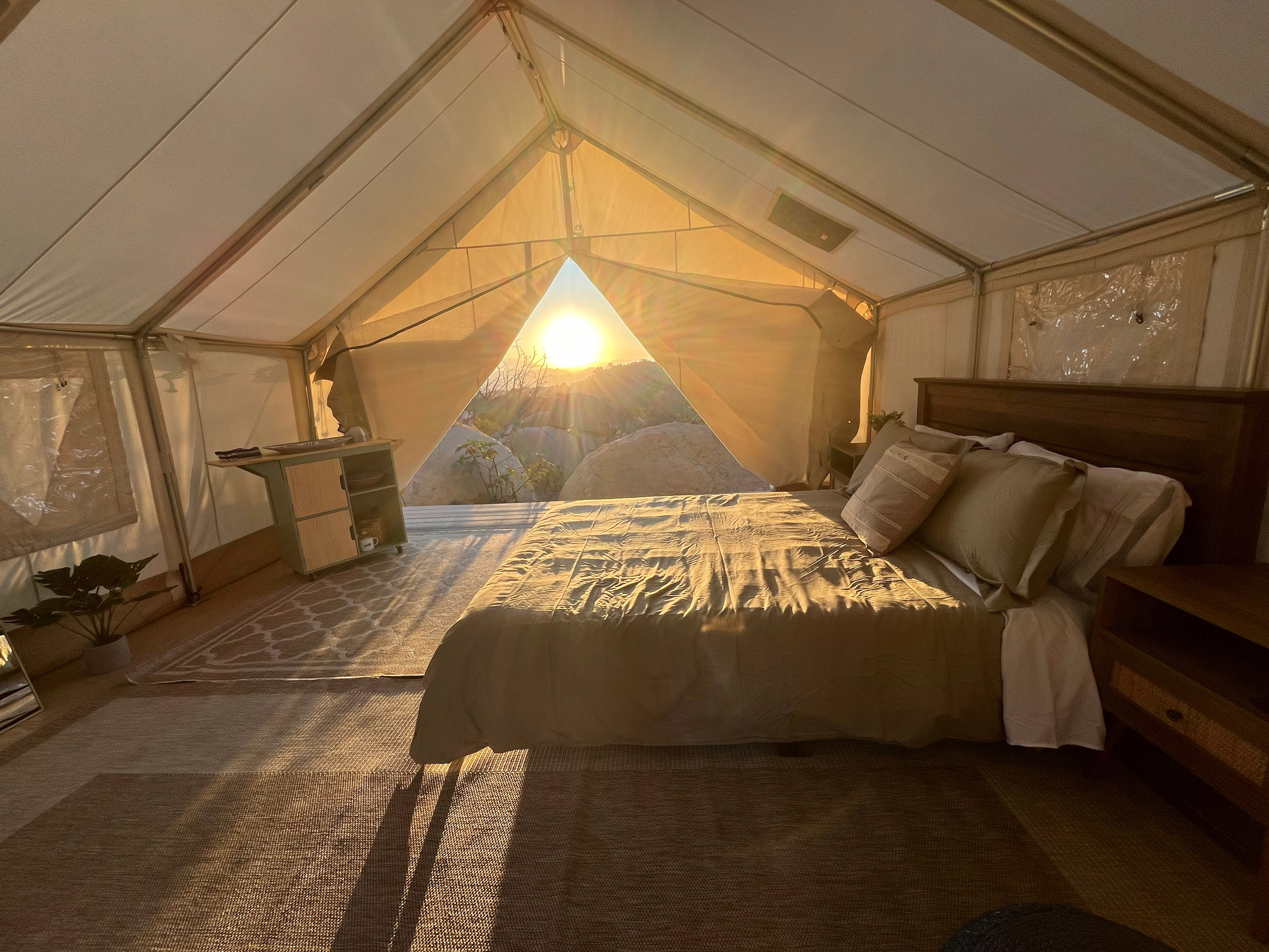 Splitrock - Branch Out Glamping