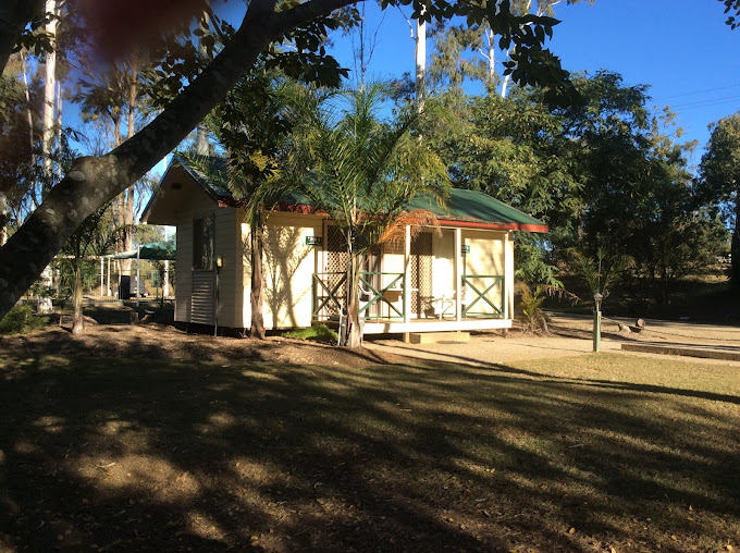 Monto Caravan and Cabin Park