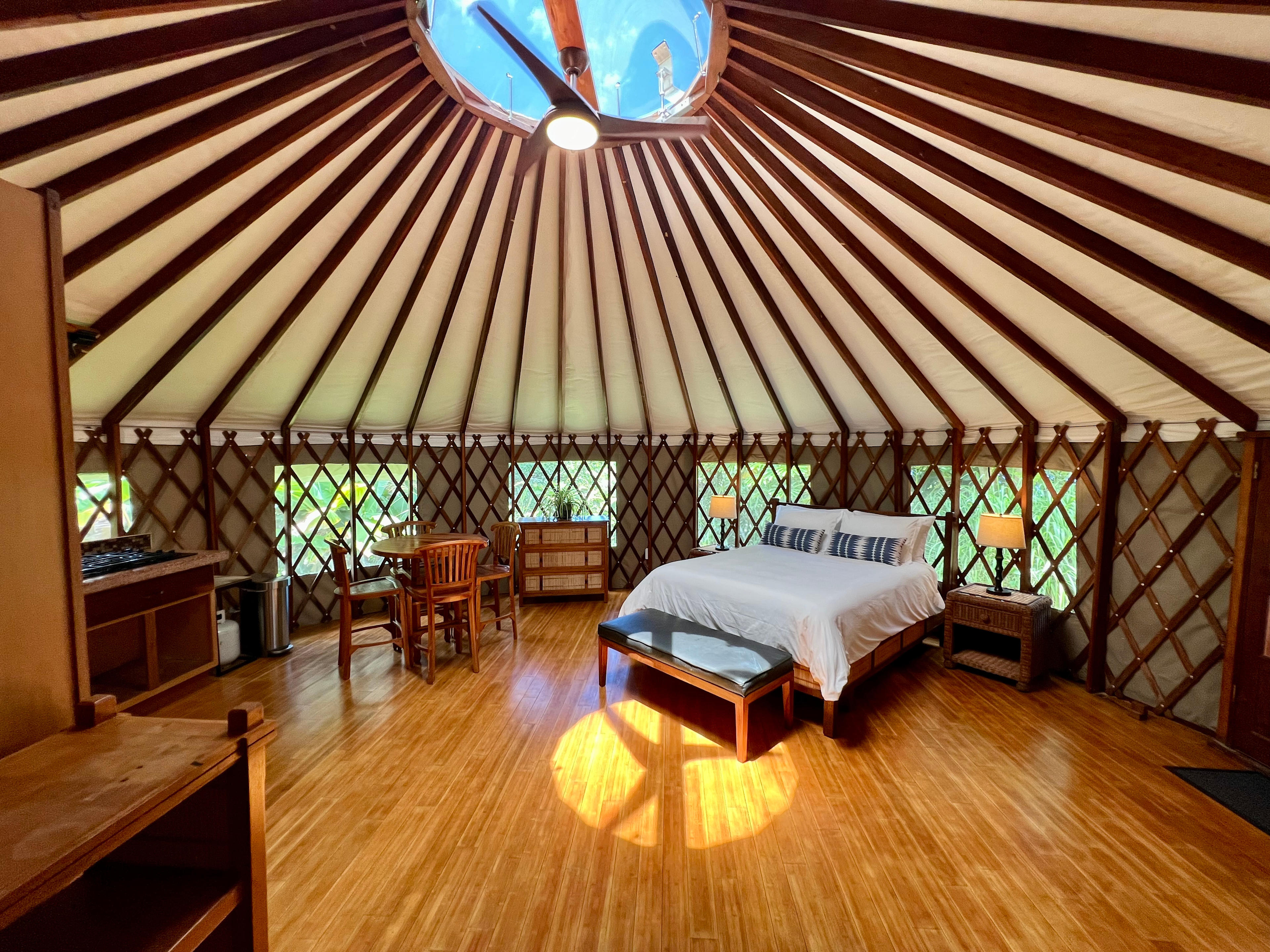 Magical yurt, stunning spa bathroom
