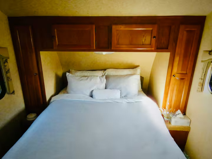 Minipawss Farm Basecamp