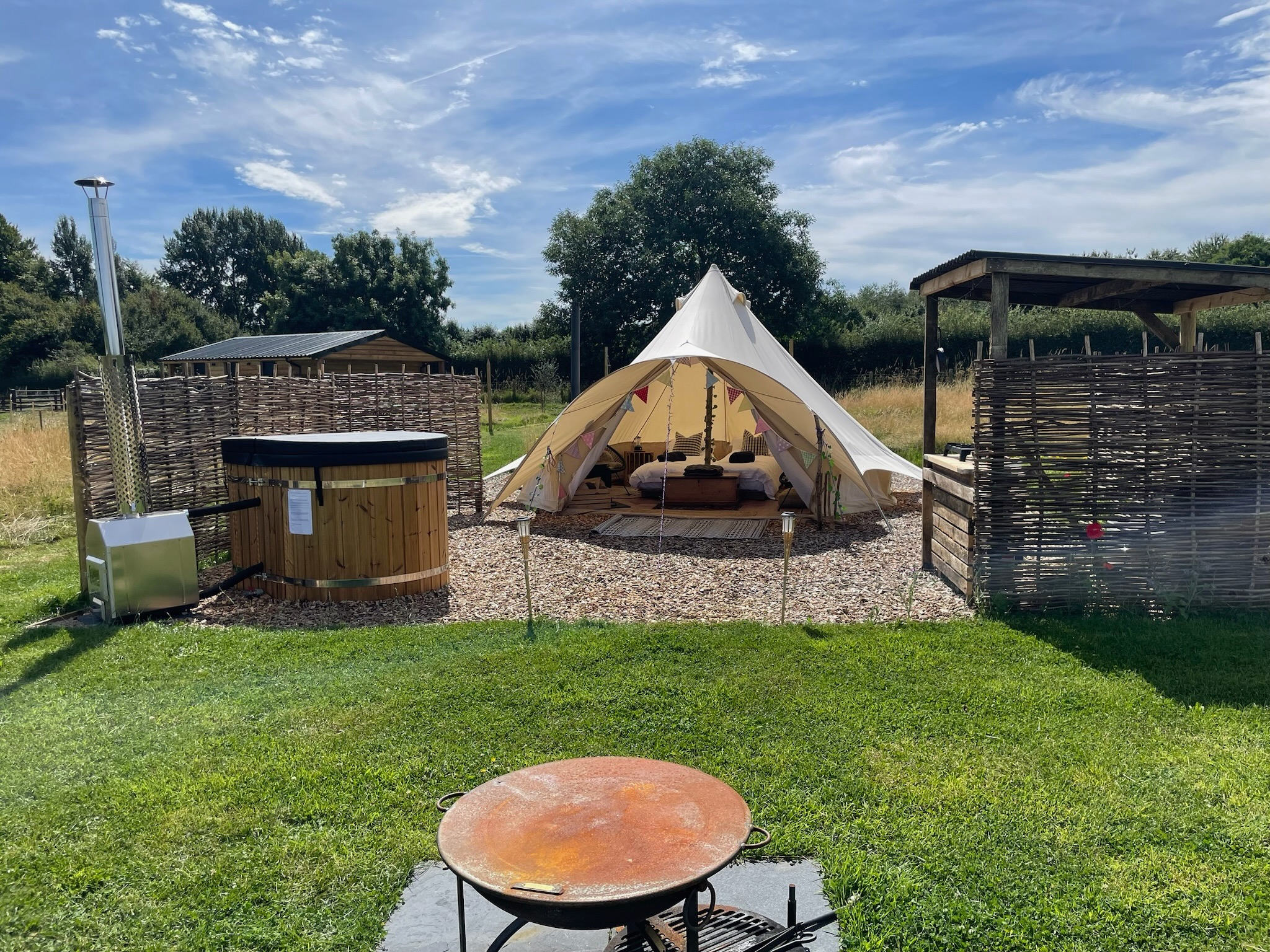 Broadleaves Glamping