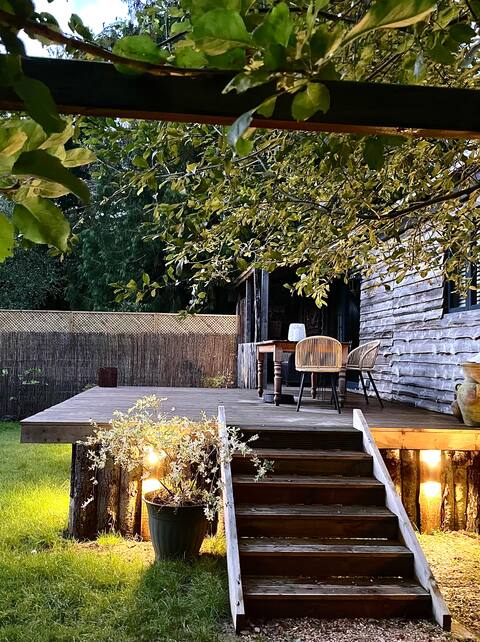 Acacia Bay Woodlands