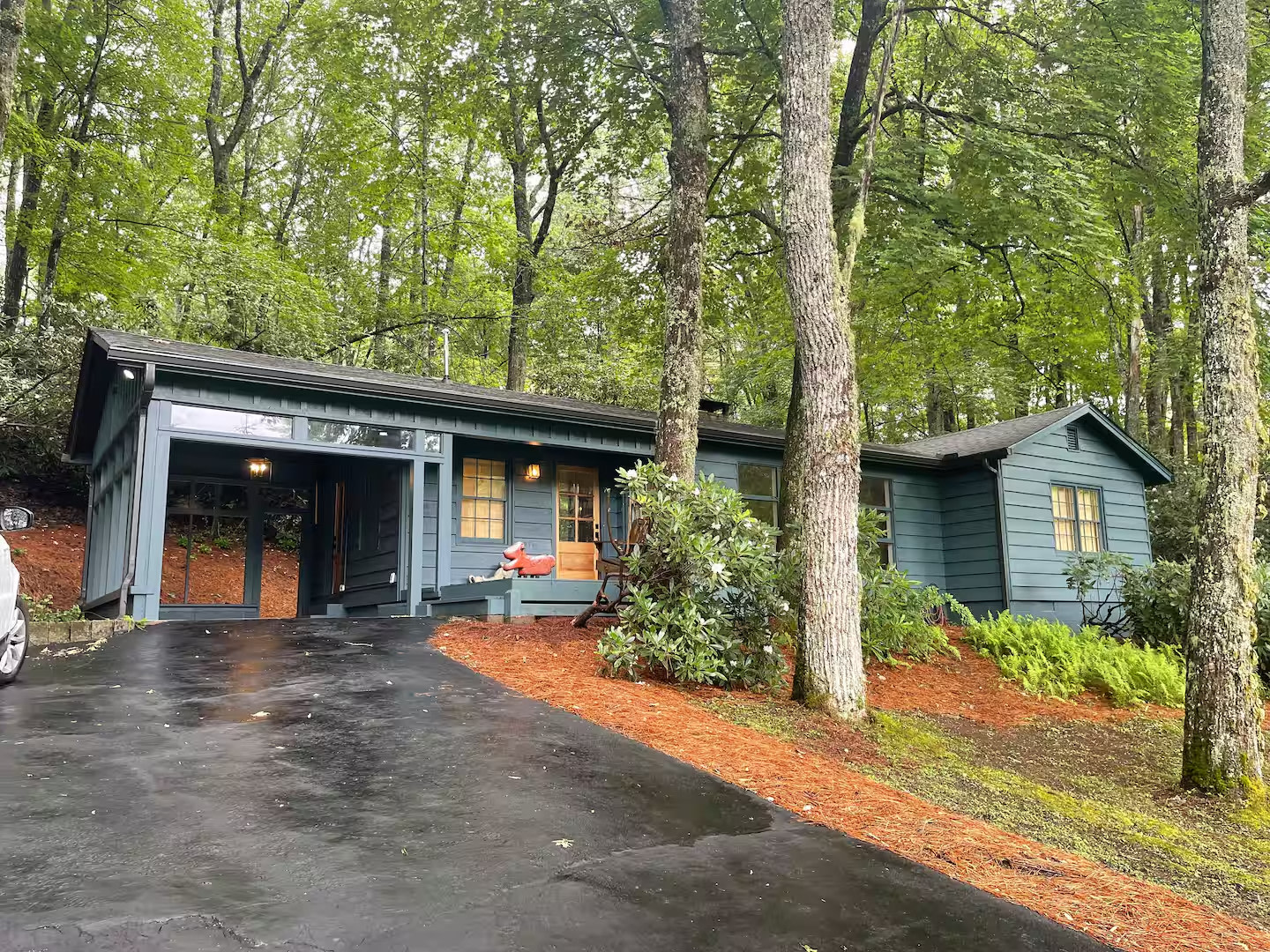Charming 2 Bedroom Highlands Cottage