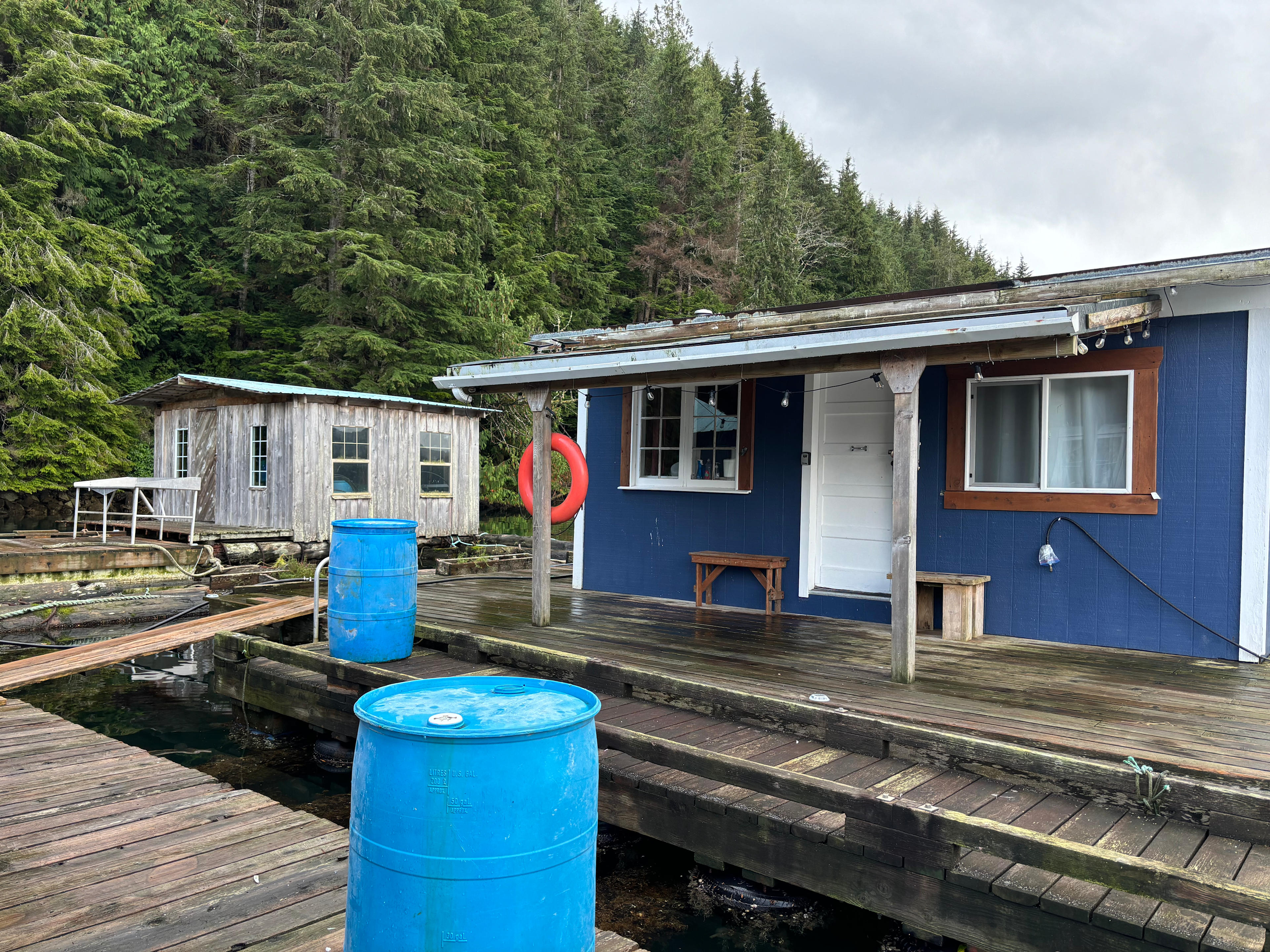 Fishy Pete’s Bones Bay Lodge